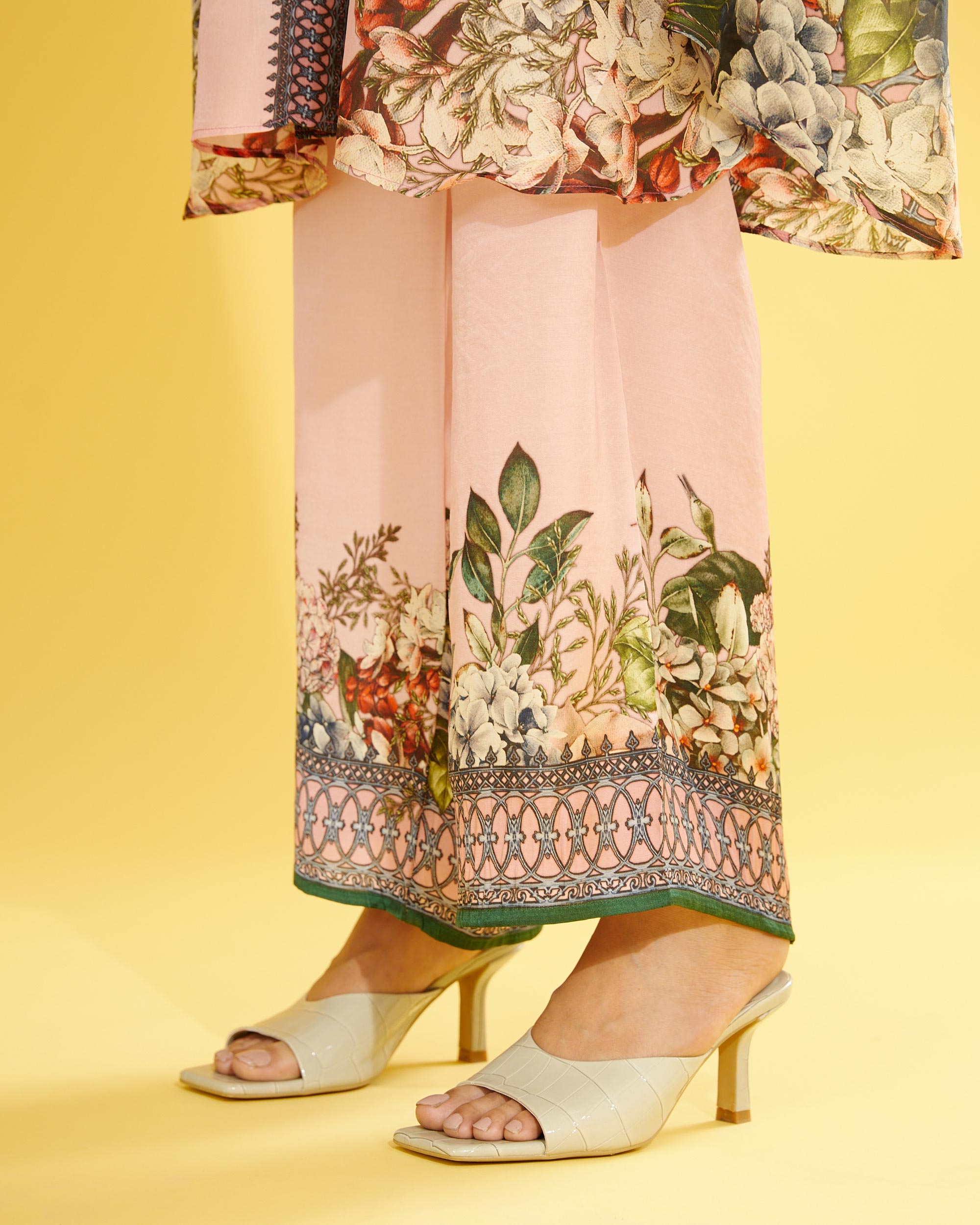 A Notting Hill Summer : Kamara - Blush
