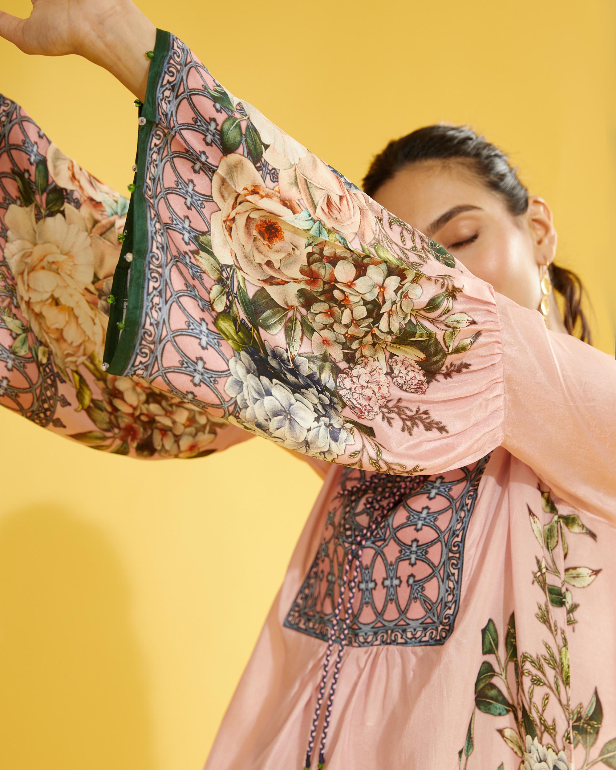 A Notting Hill Summer : Pankti - Blush