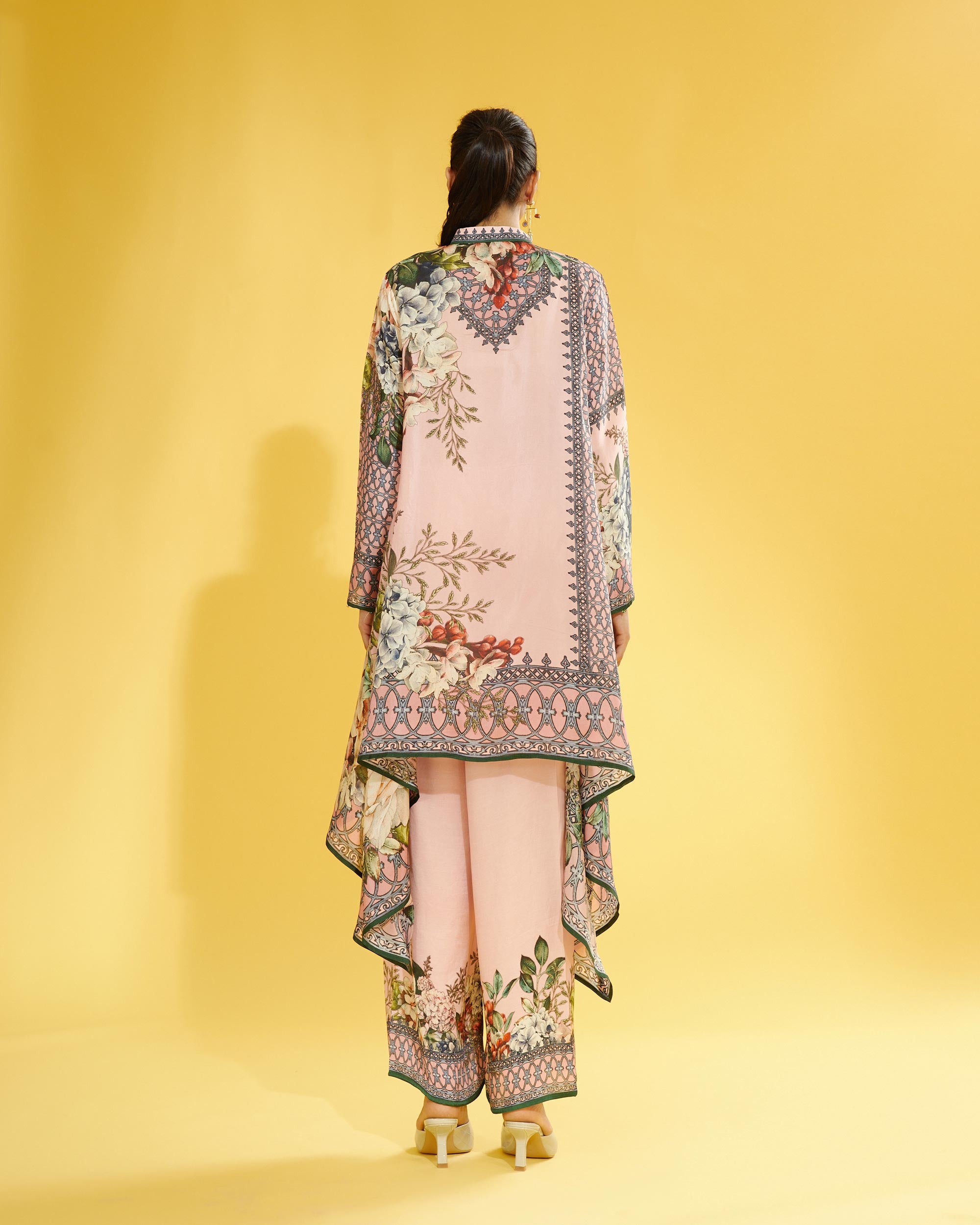 A Notting Hill Summer : Navya - Blush