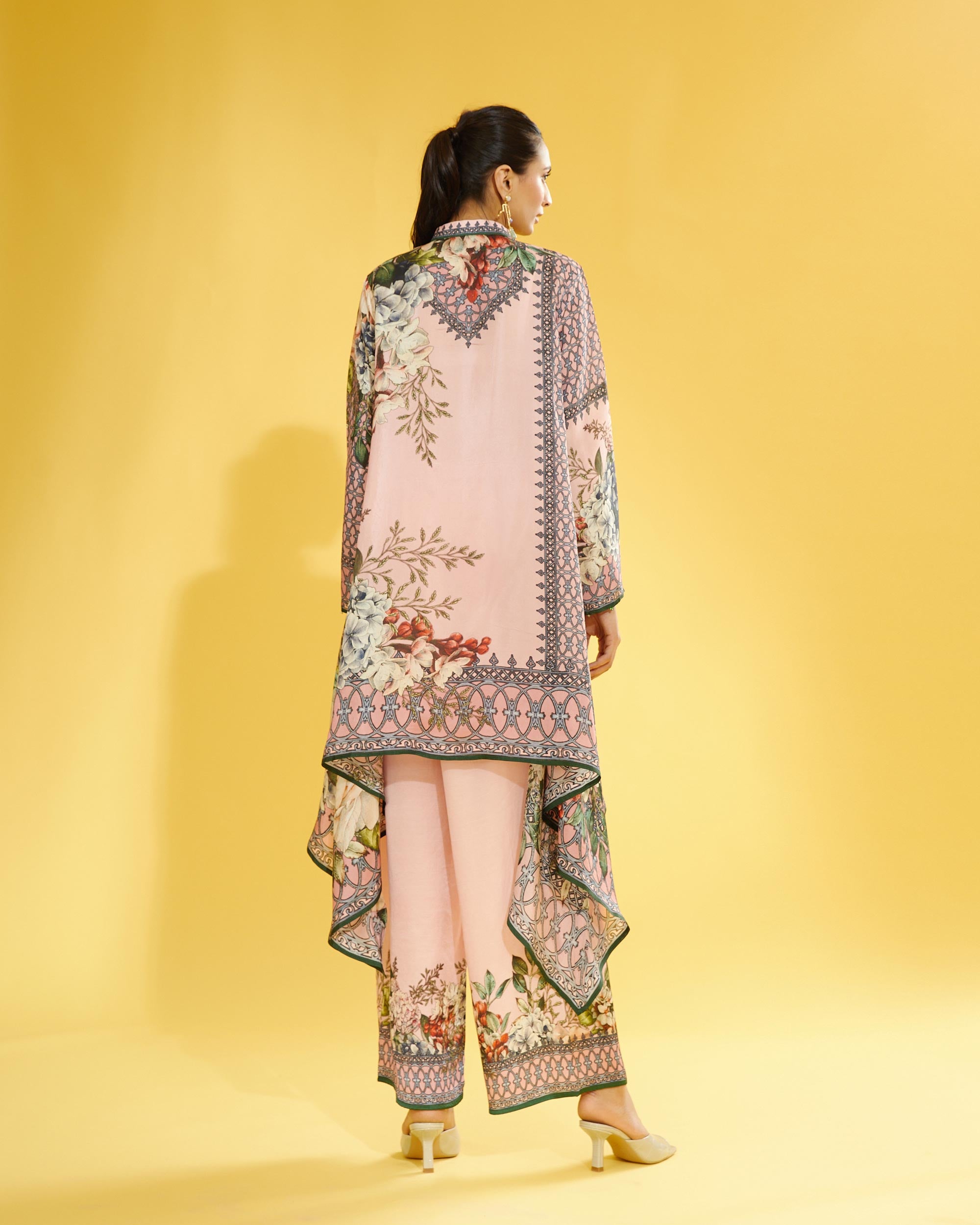 A Notting Hill Summer : Navya - Blush