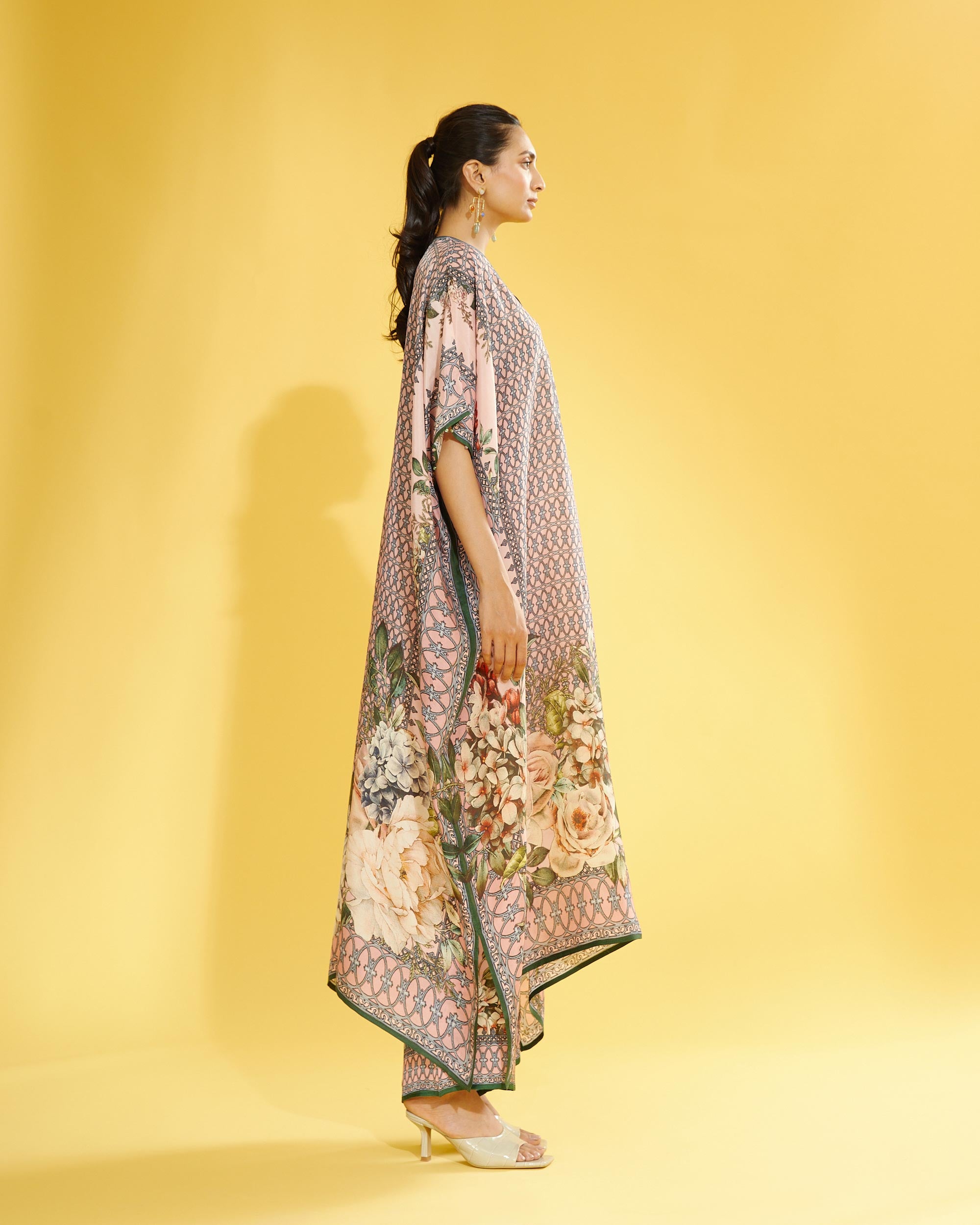 A Notting Hill Summer : Kaliza - Blush