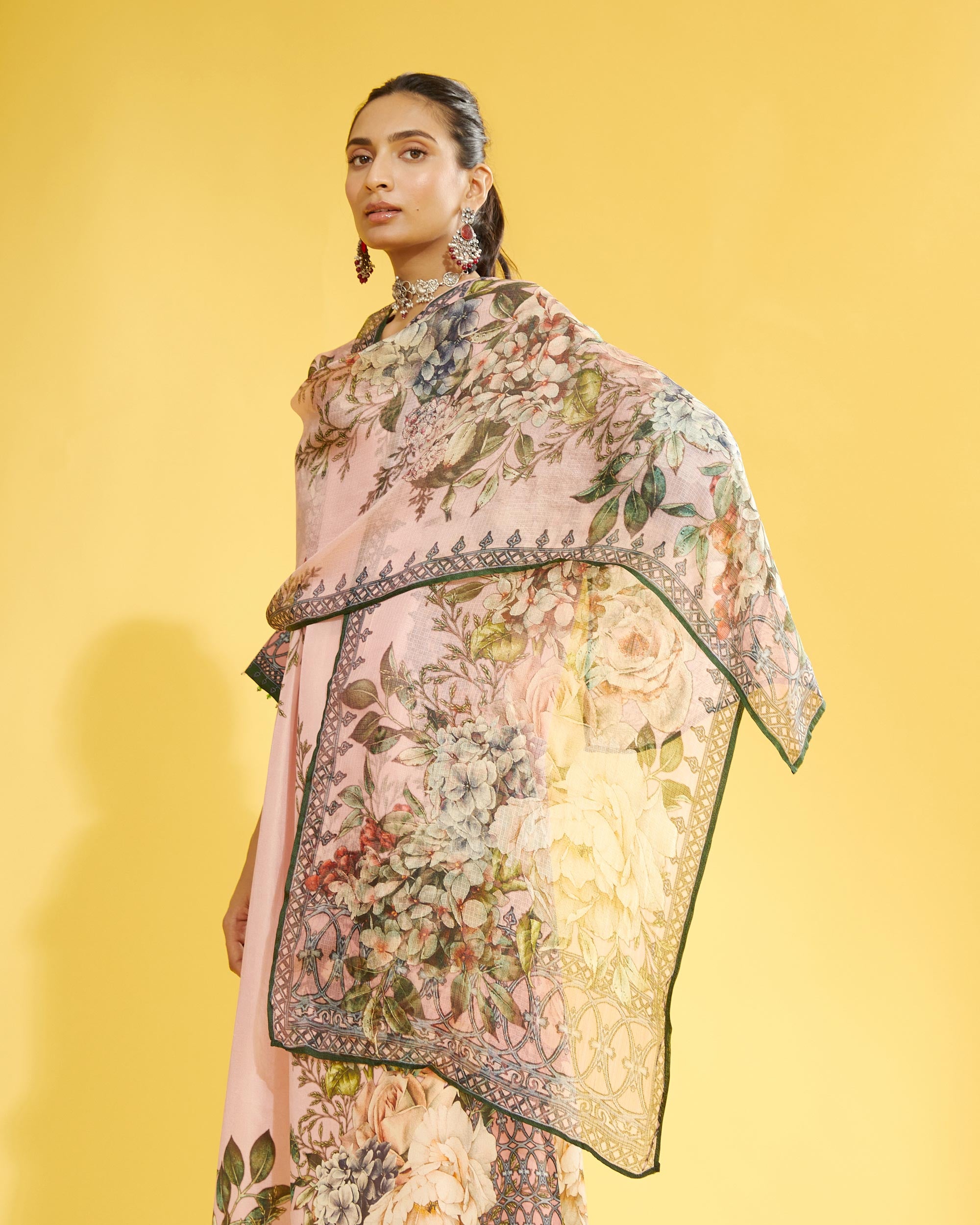 A Notting Hill Summer : Banera - Blush