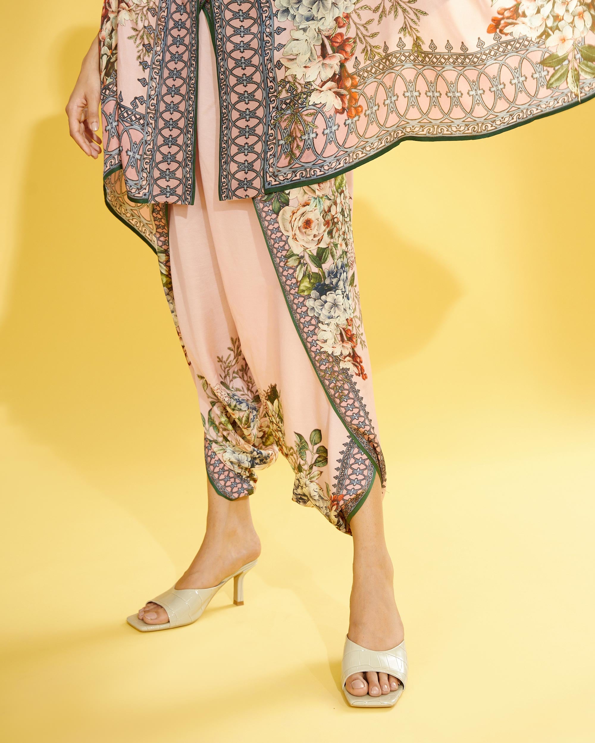 A Notting Hill Summer : Chloe - Blush