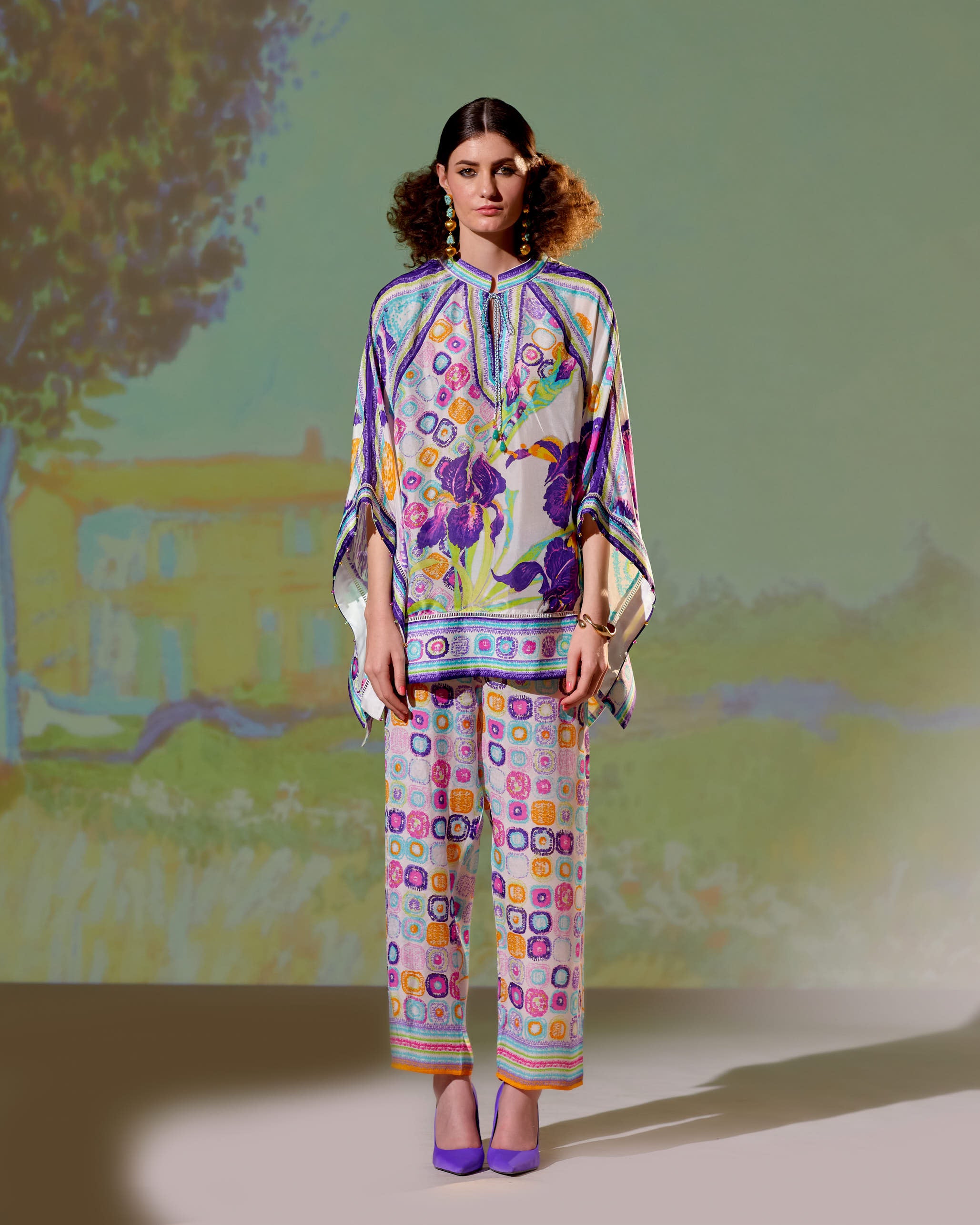 Loving Vincent Iris : Ramona - White