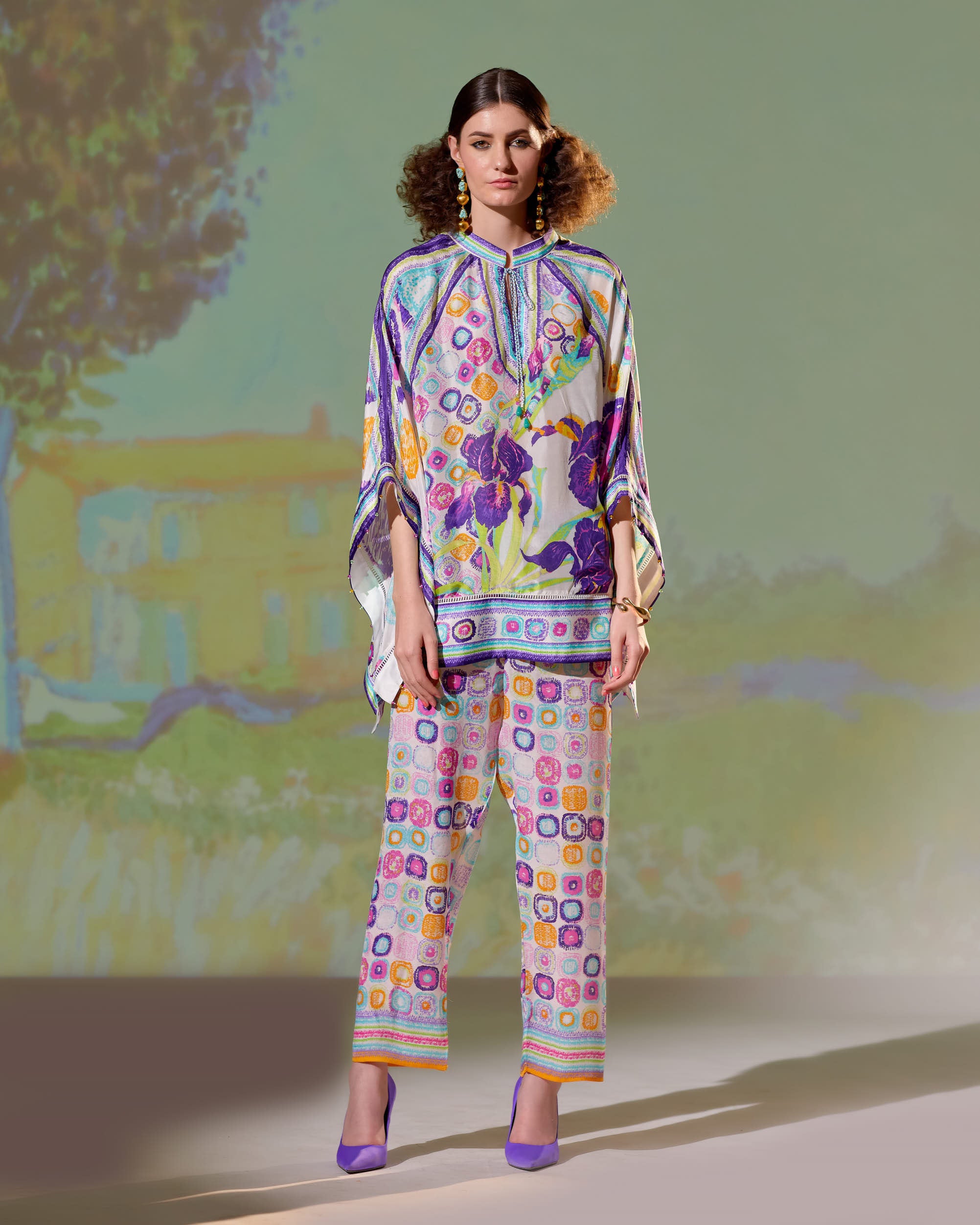 Loving Vincent Iris : Ramona - White
