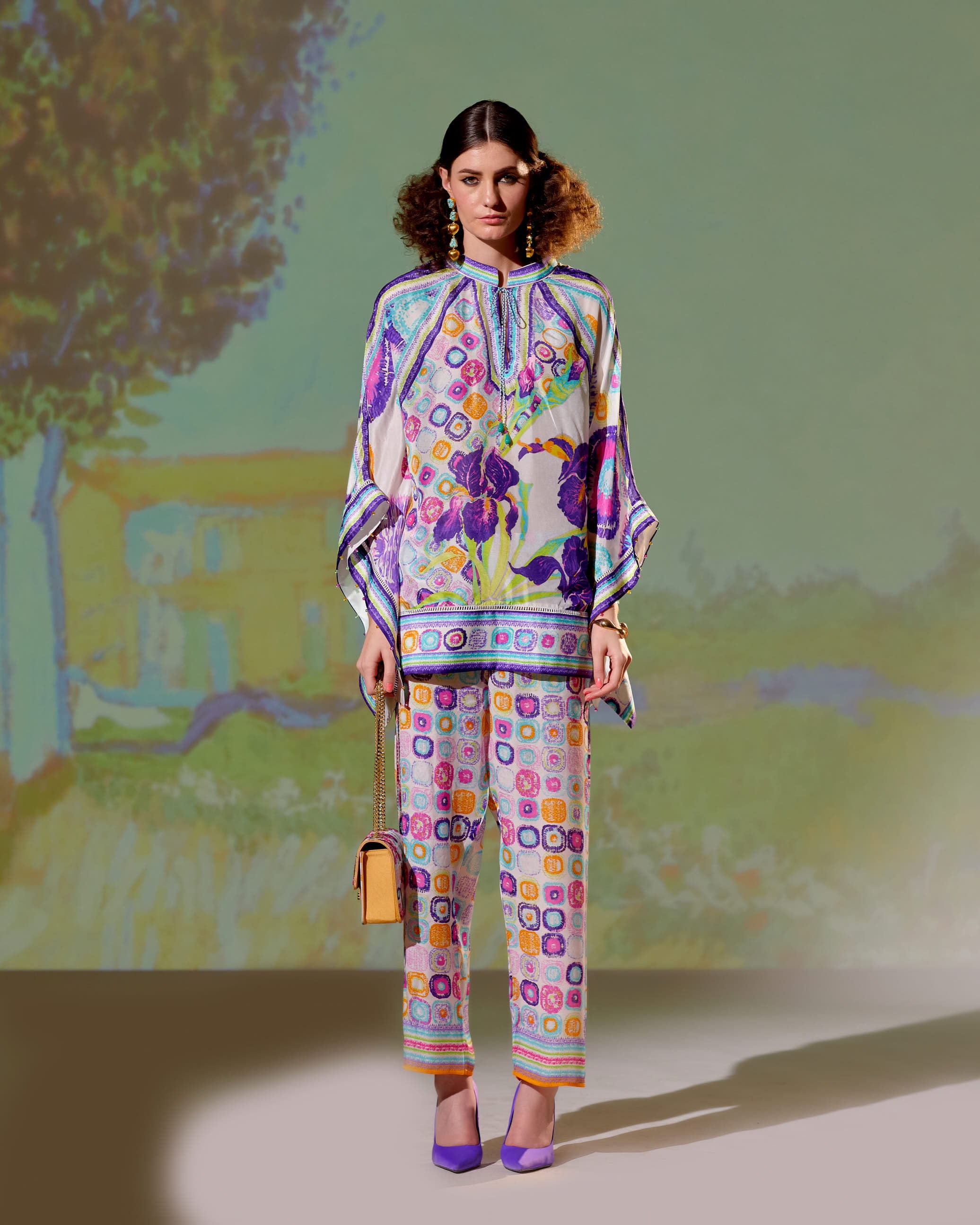 Loving Vincent Iris : Ramona - White