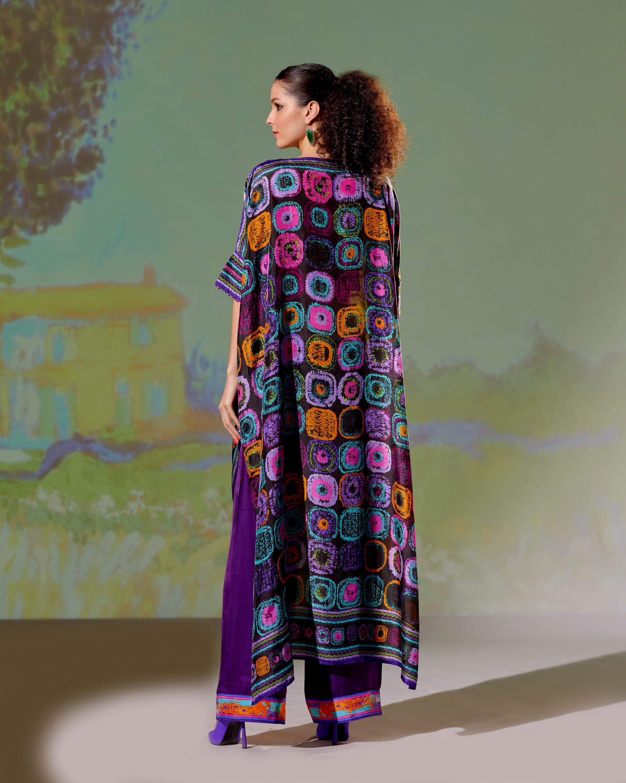 Loving Vincent Iris : Montijo - Ivory/Black