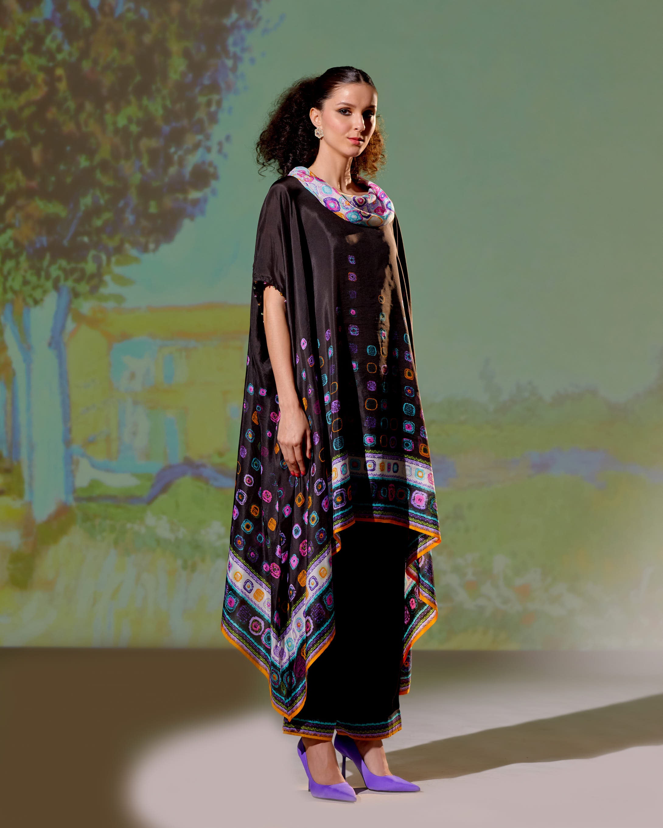 Loving Vincent Iris : Lavanya - Black