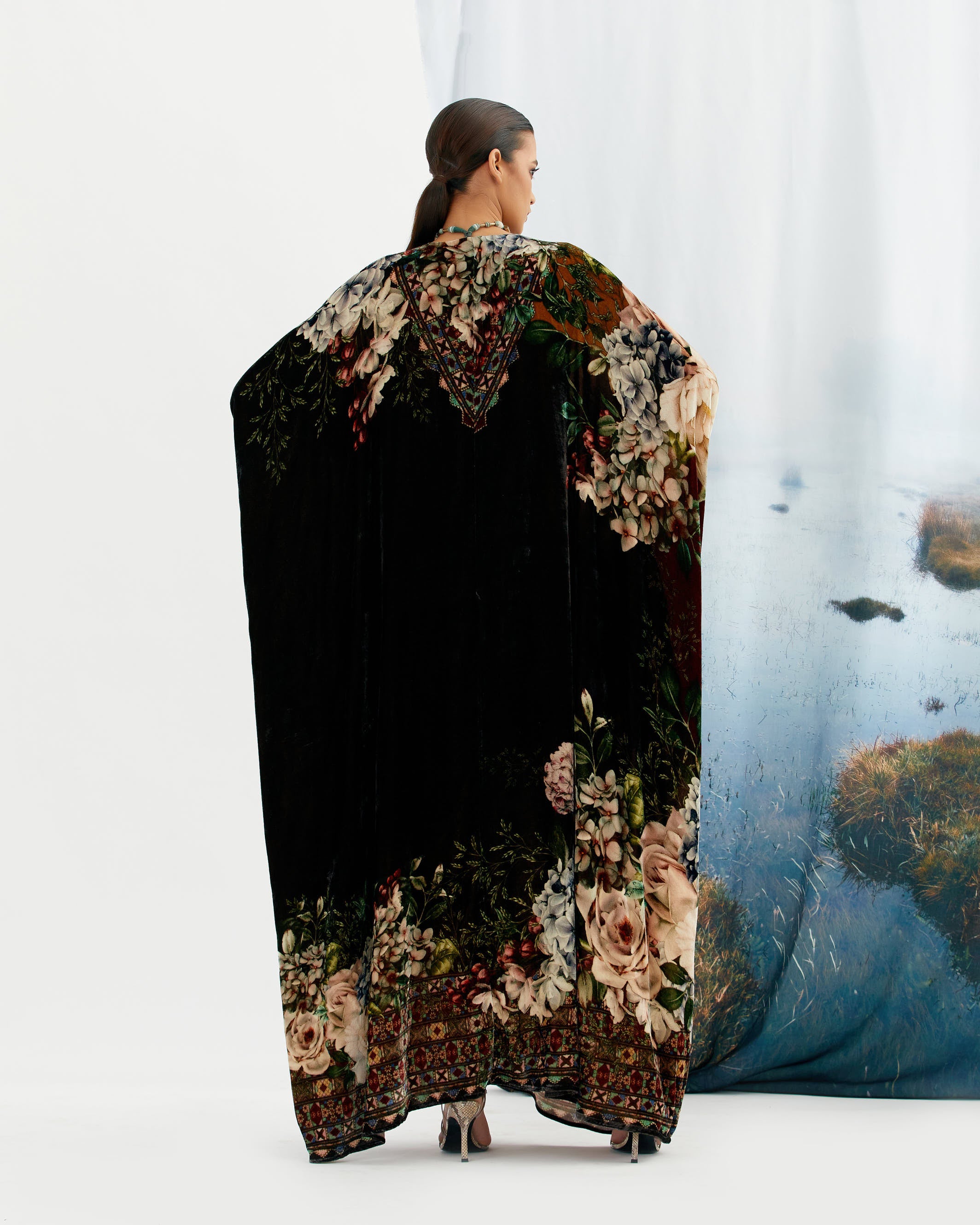 Notting Hill : Imama - Black