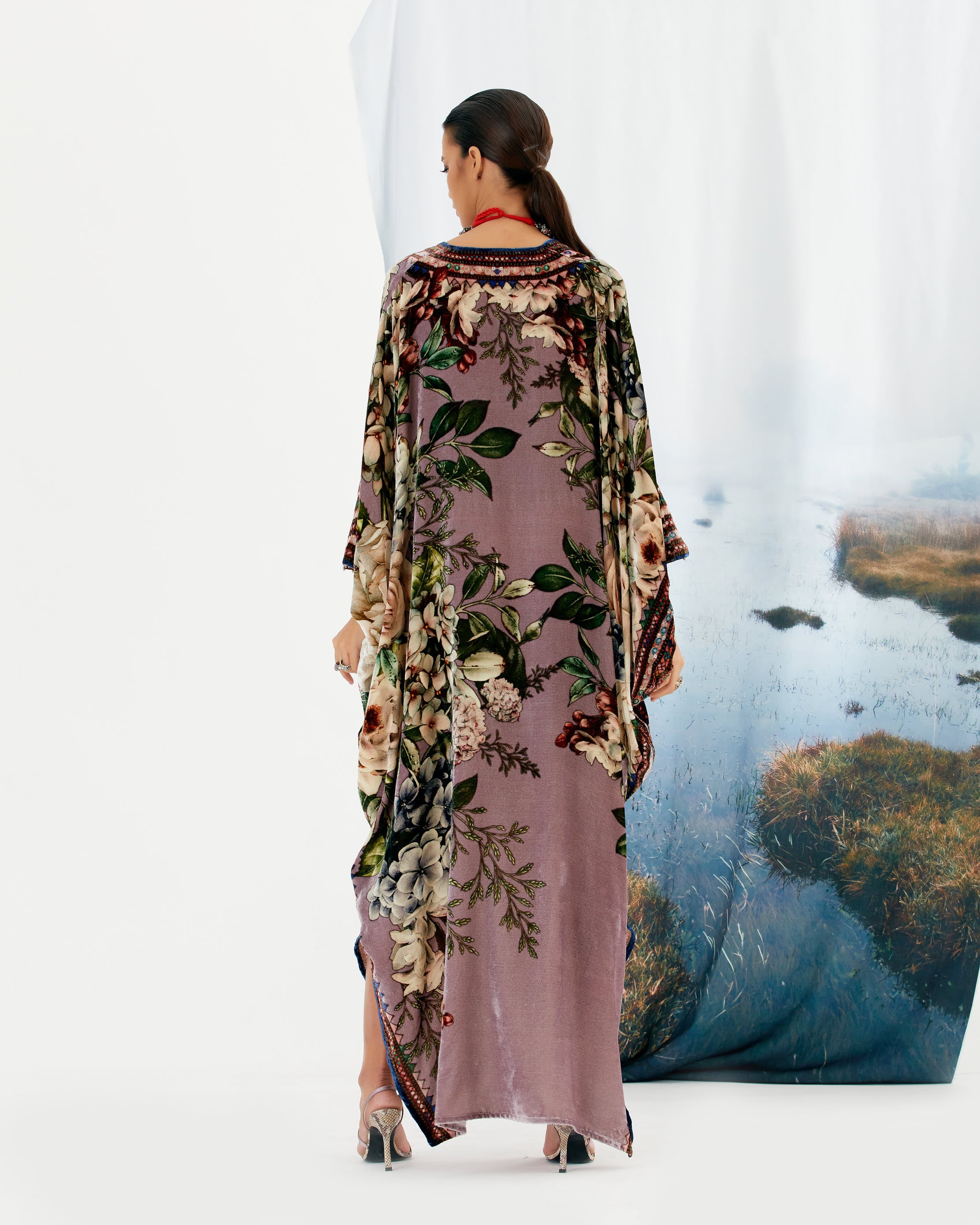 Notting Hill : Kainat - Lavender