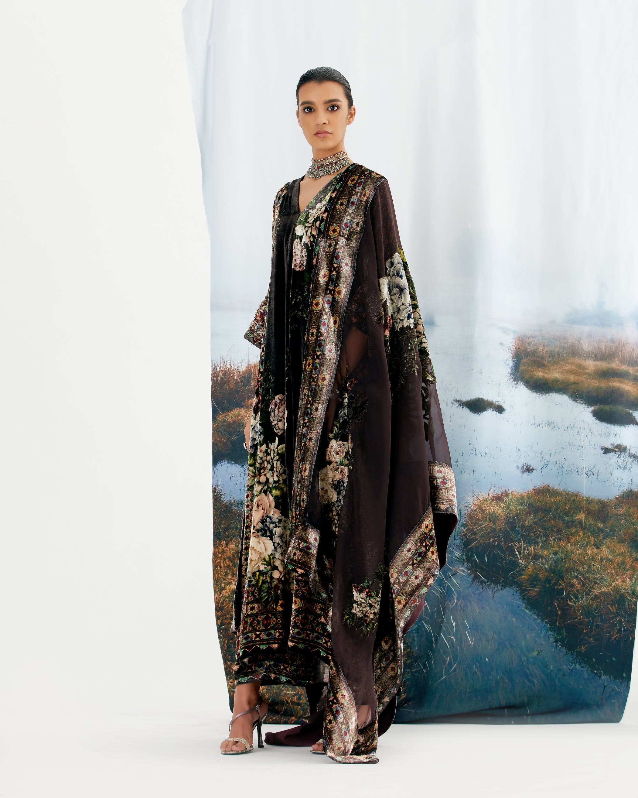 Notting Hill : Banera - Black