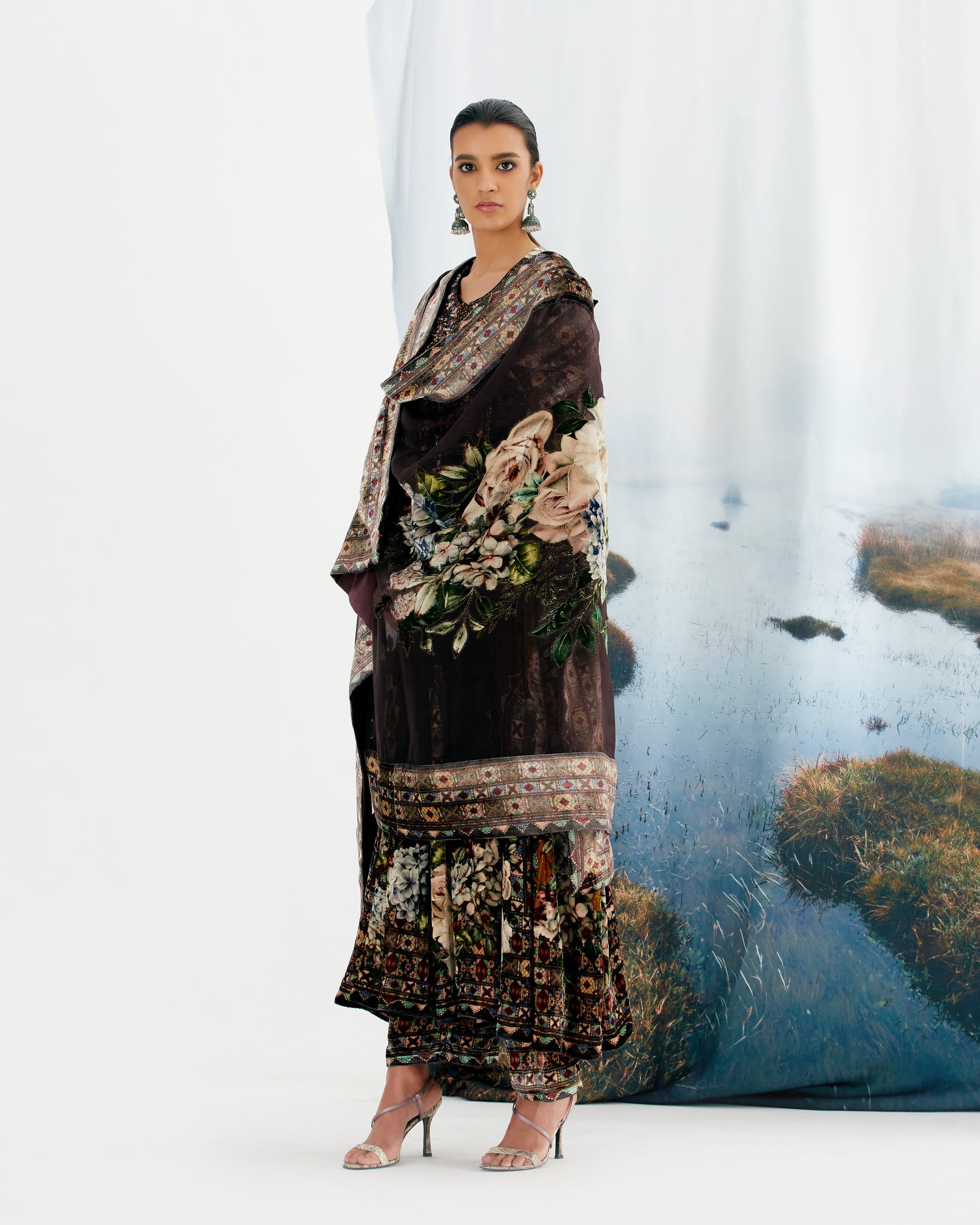 Notting Hill : Anisha - Black
