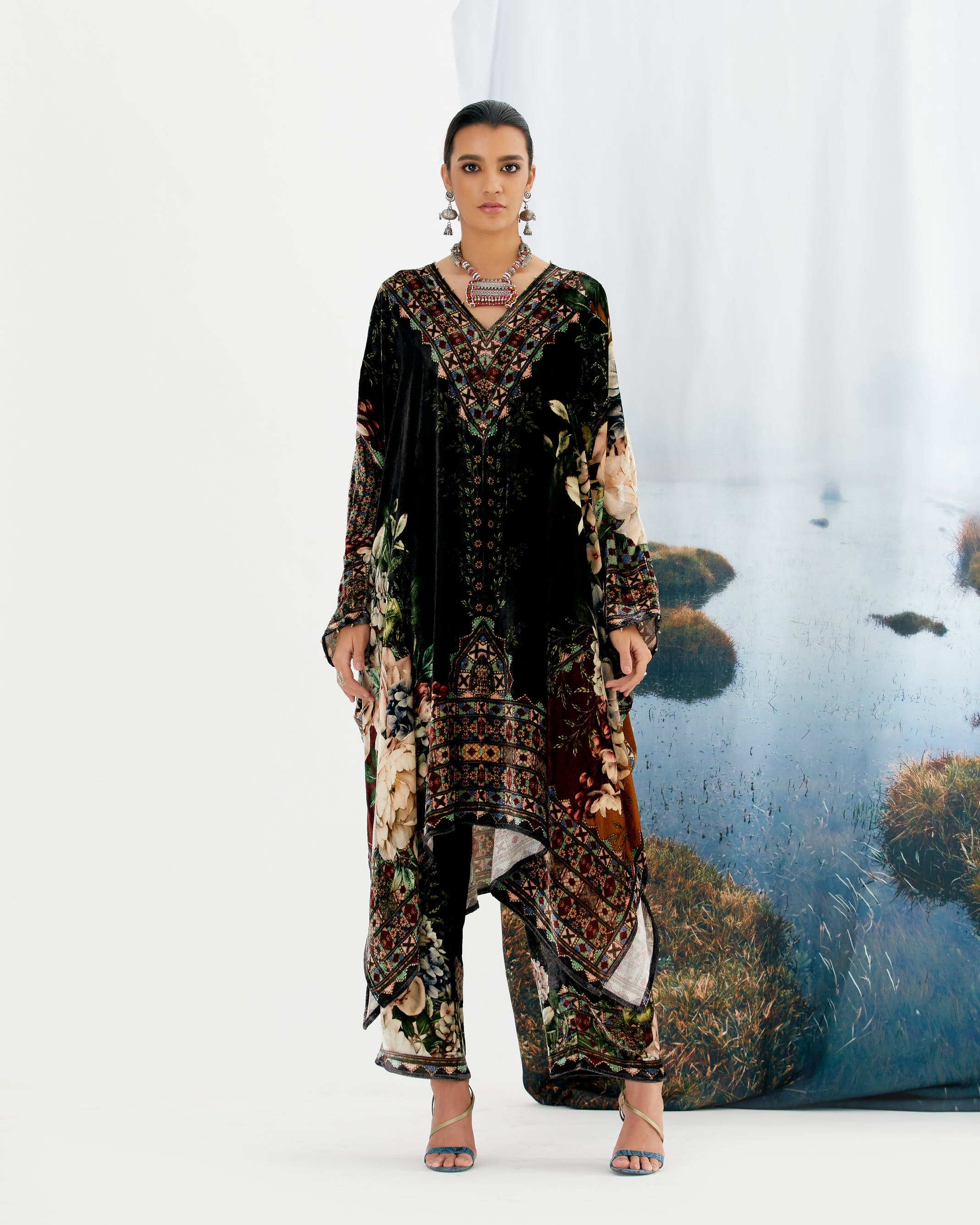 Notting Hill : Gulrez - Black/Mustard