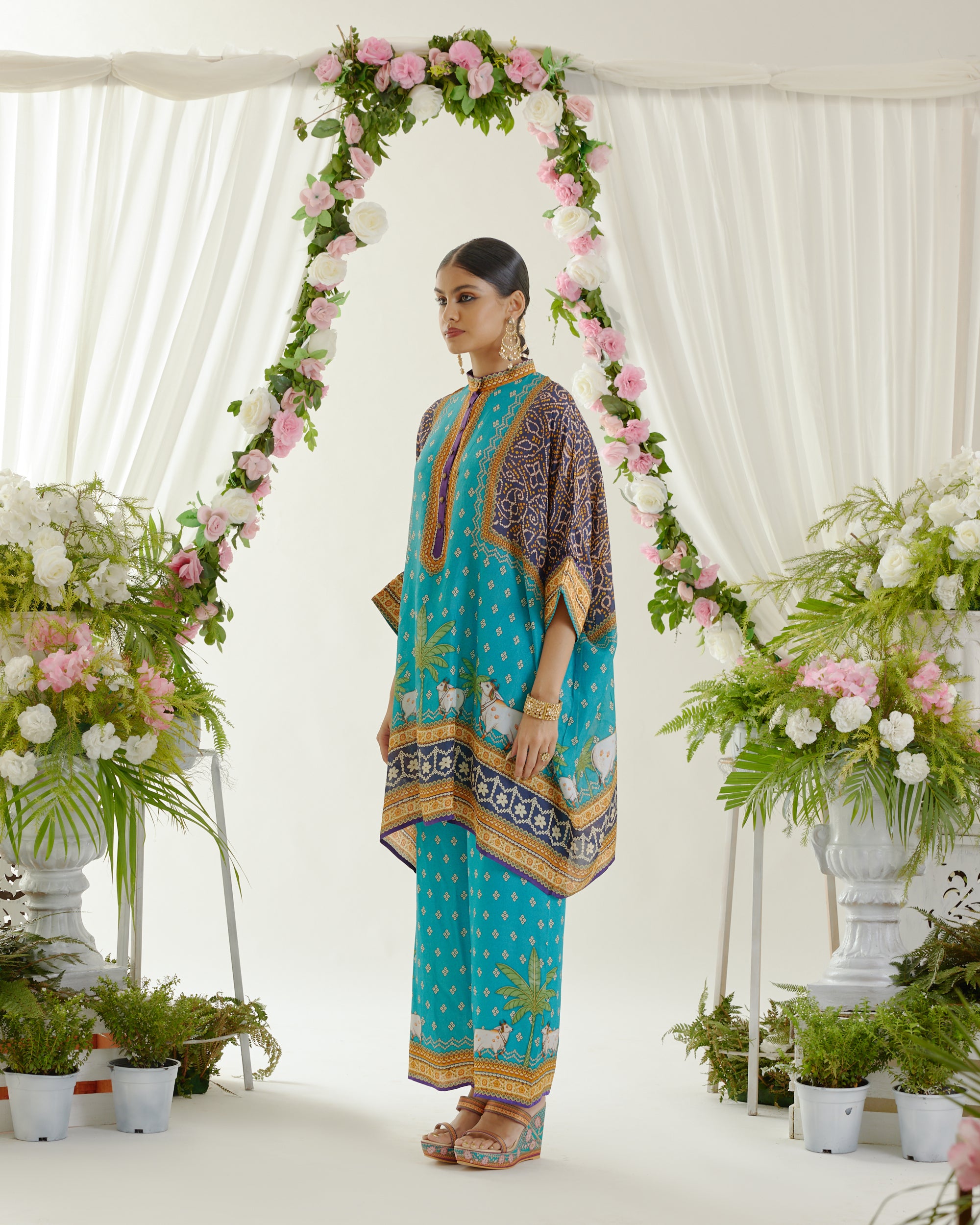 Vrindavan : Chanel 36" - Turquoise
