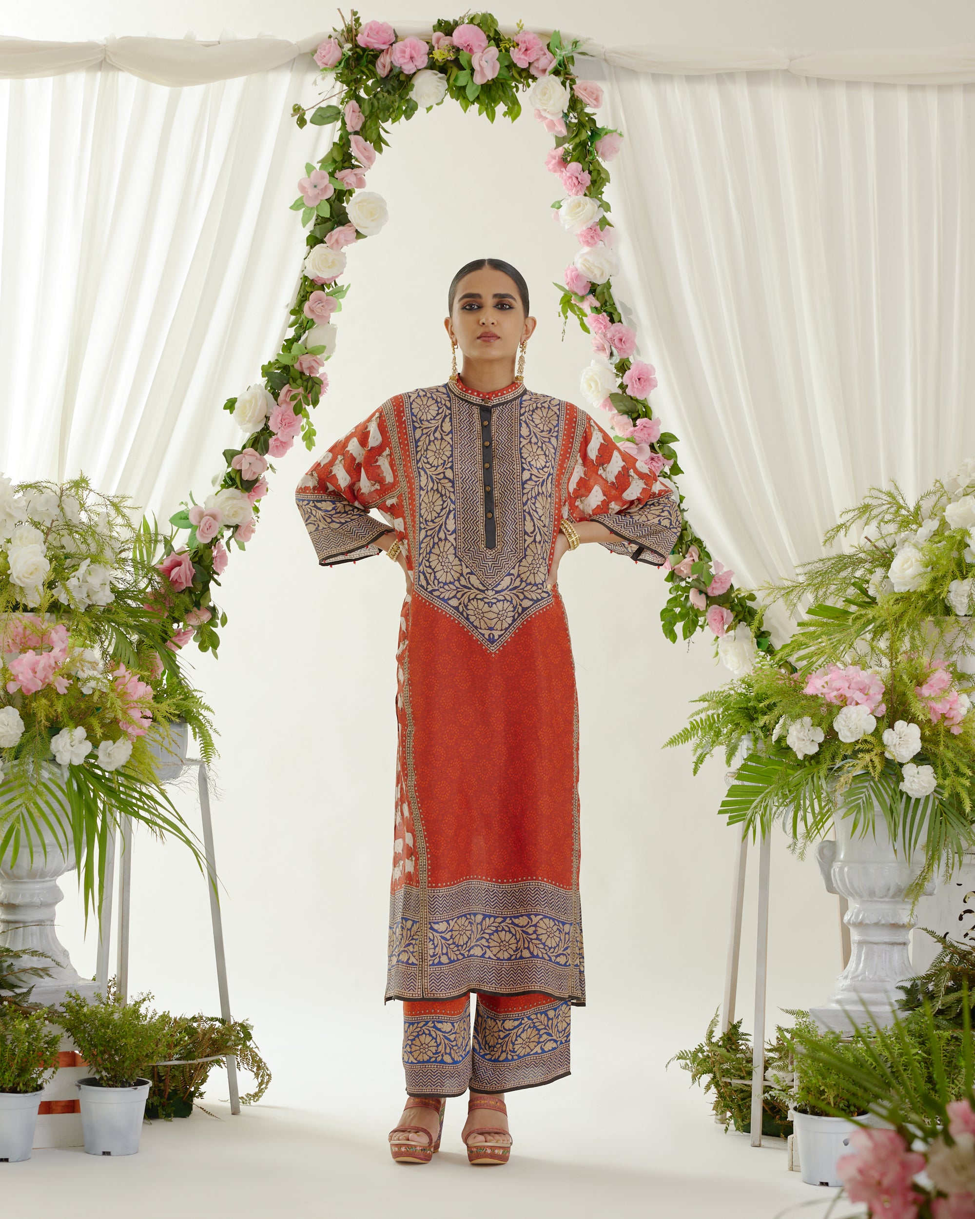 Vrindavan : Ghazala - Red