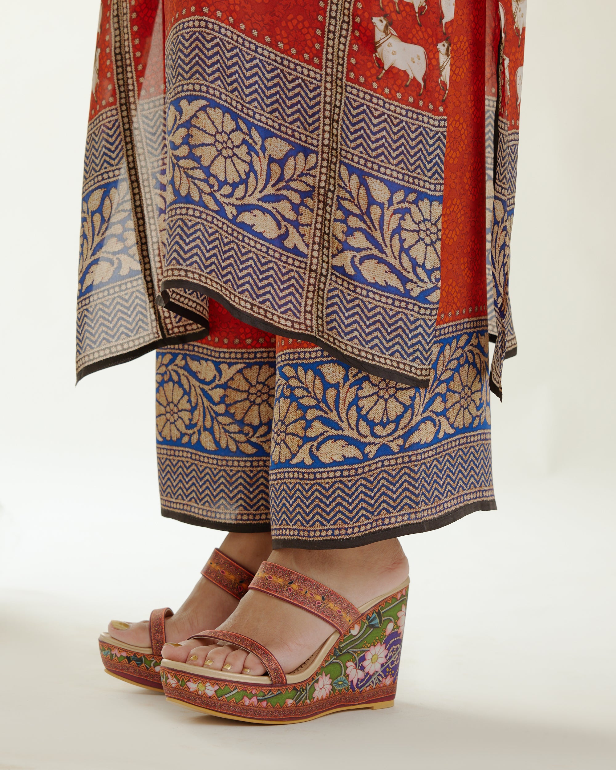 Vrindavan : Ghazala - Red