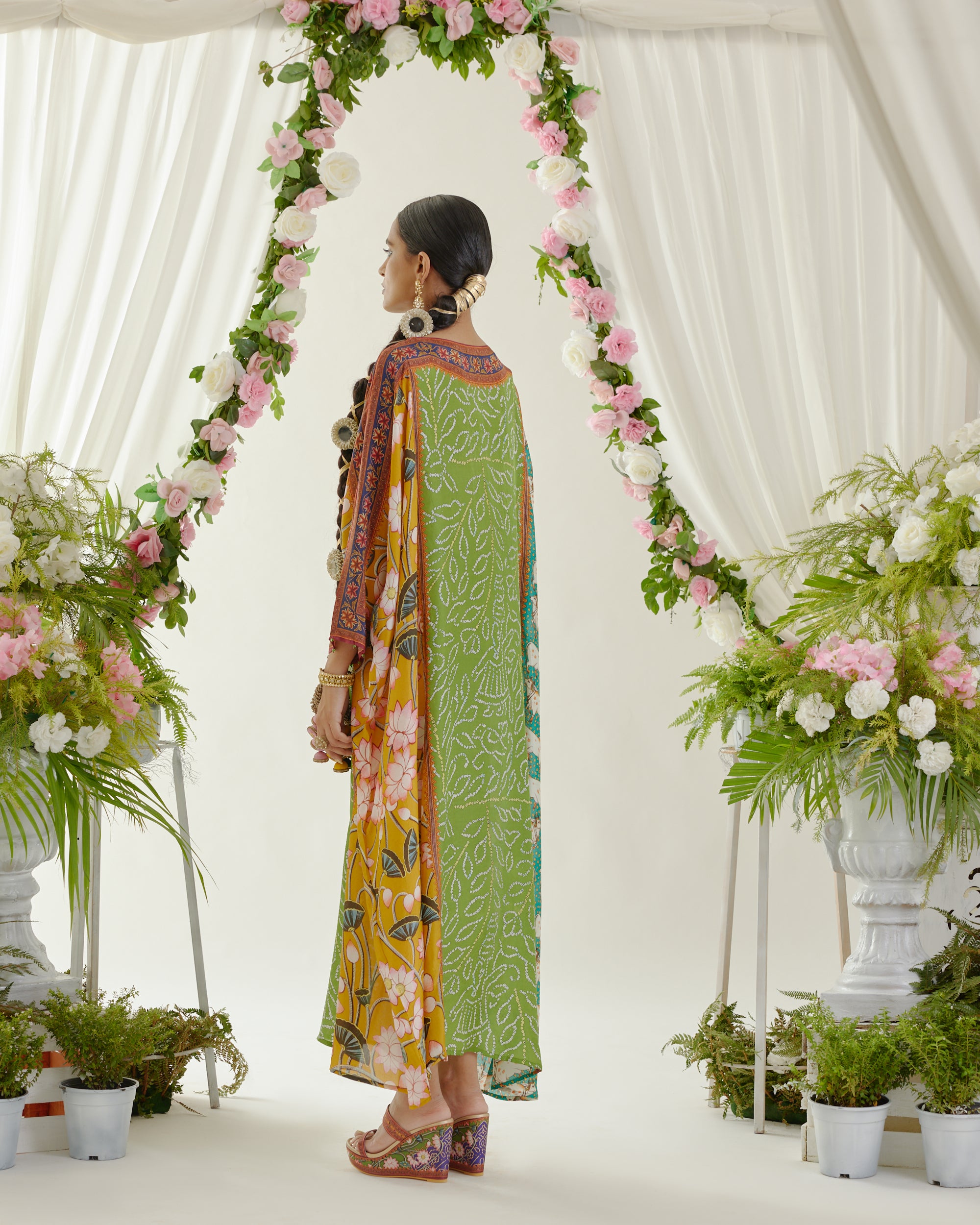 Vrindavan : Aayat - Lime/Turquoise