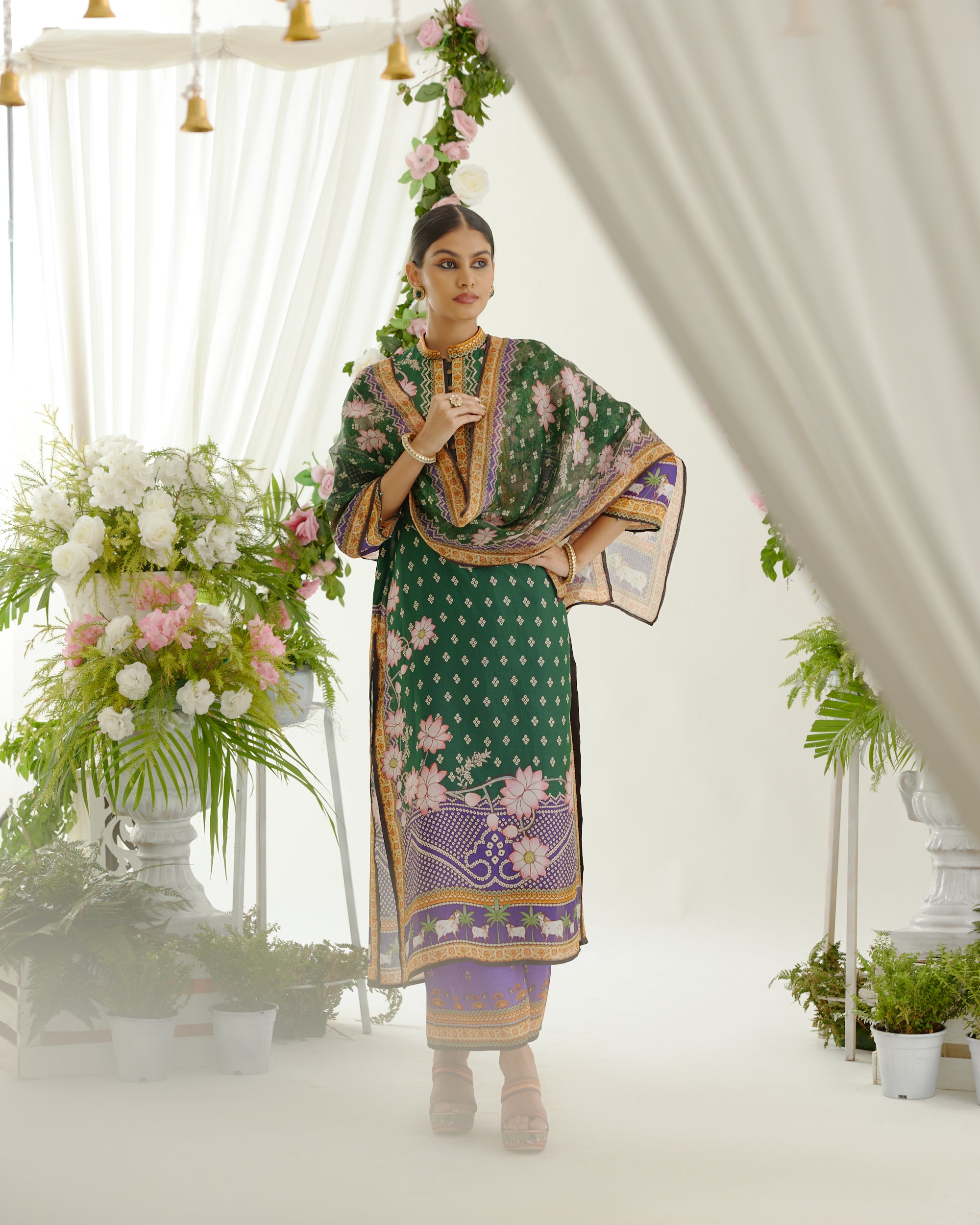Vrindavan : Ramin - Emerald