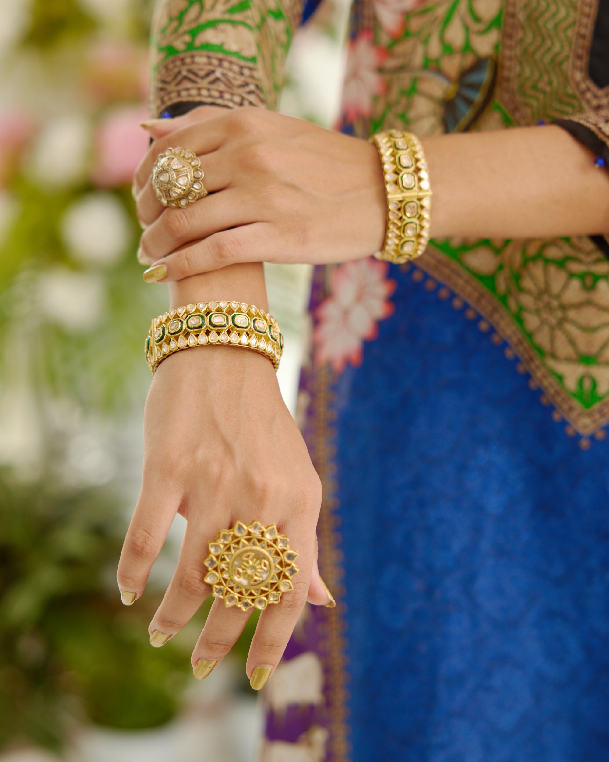 Vrindavan : Zeynep - Blue