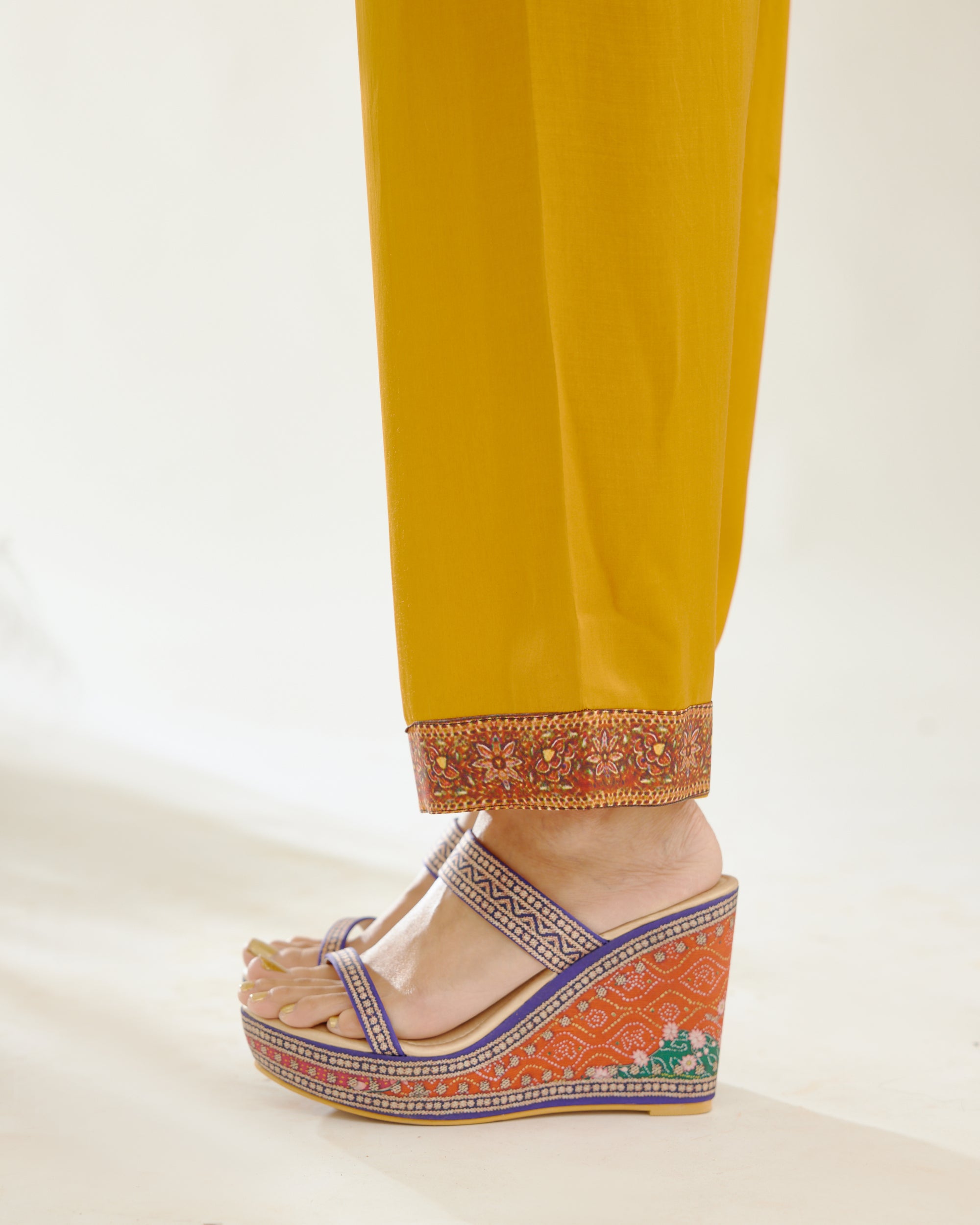Vrindavan : Chanel - Multi