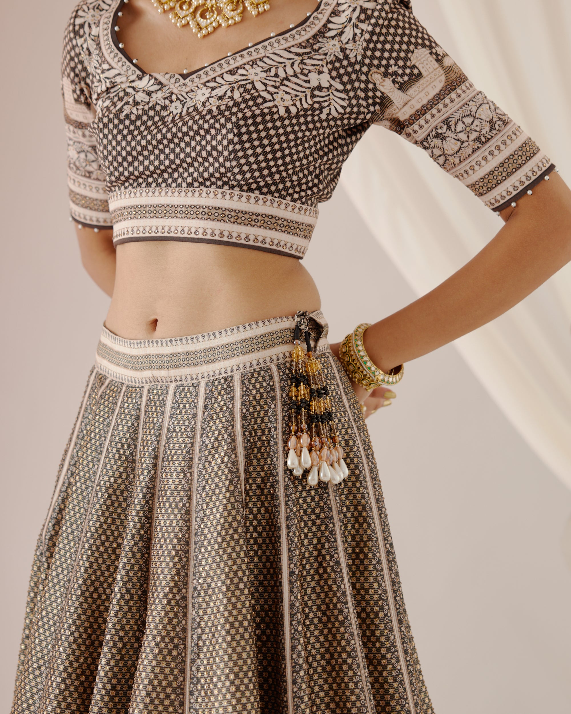 Vrindavan : Leela - Beige