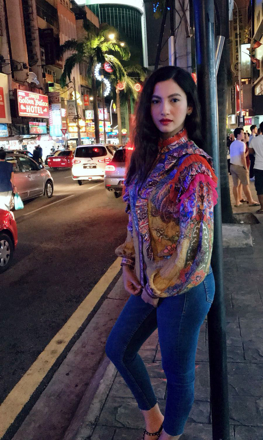 Gauahar Khan (gauaharkhan)