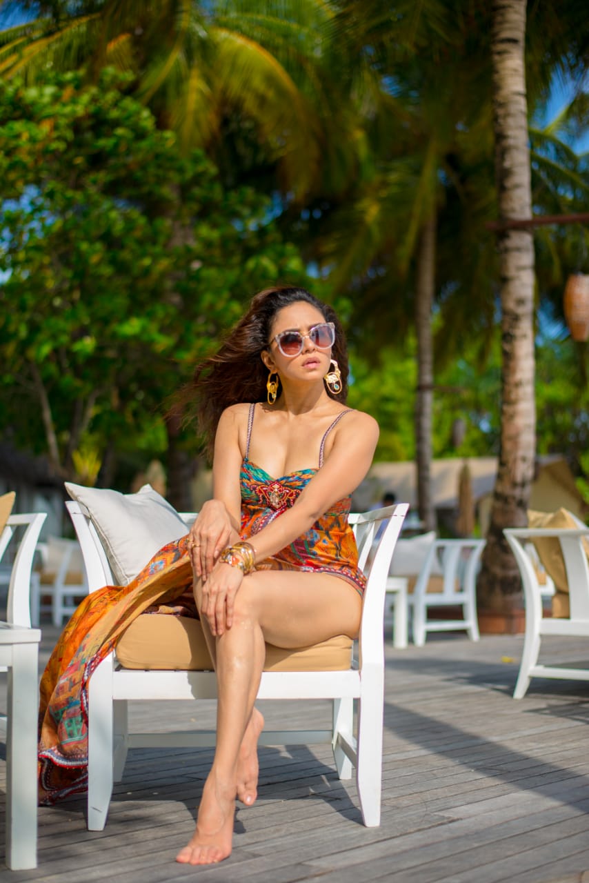 Amruta Khanvilkar (amrutakhanvilkar)