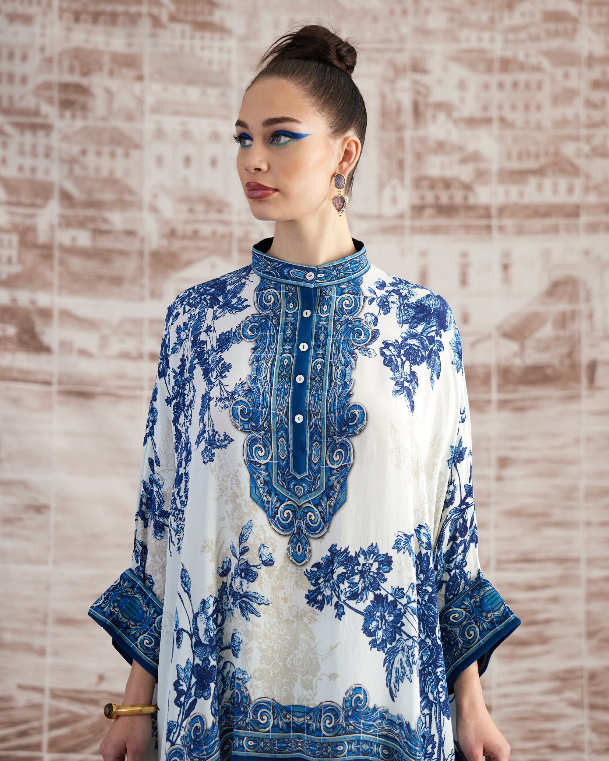 Love in Portofino (Portugal) : Chanel - White/Blue