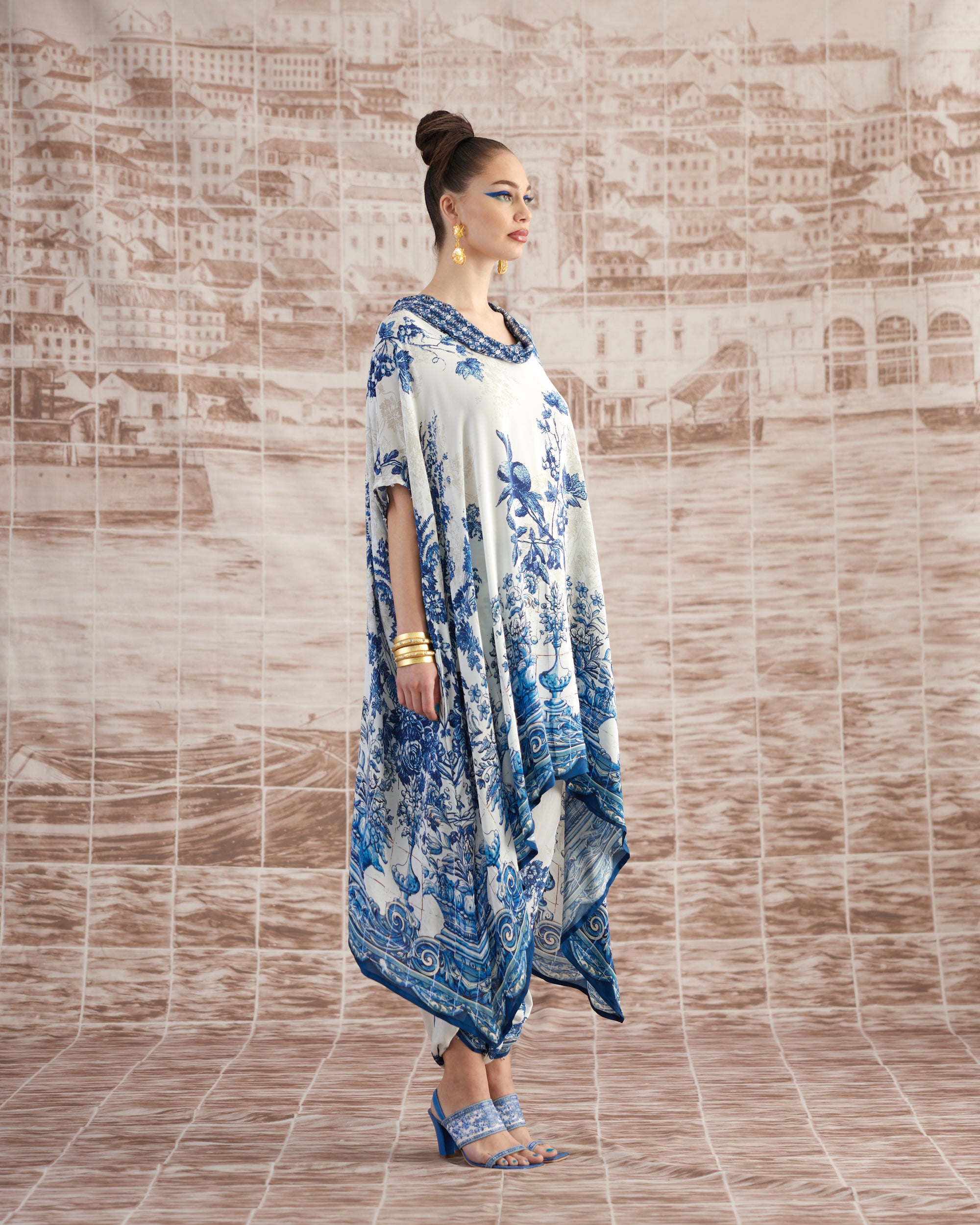 Love in Portofino (Portugal) : Lavanya - Blue/White