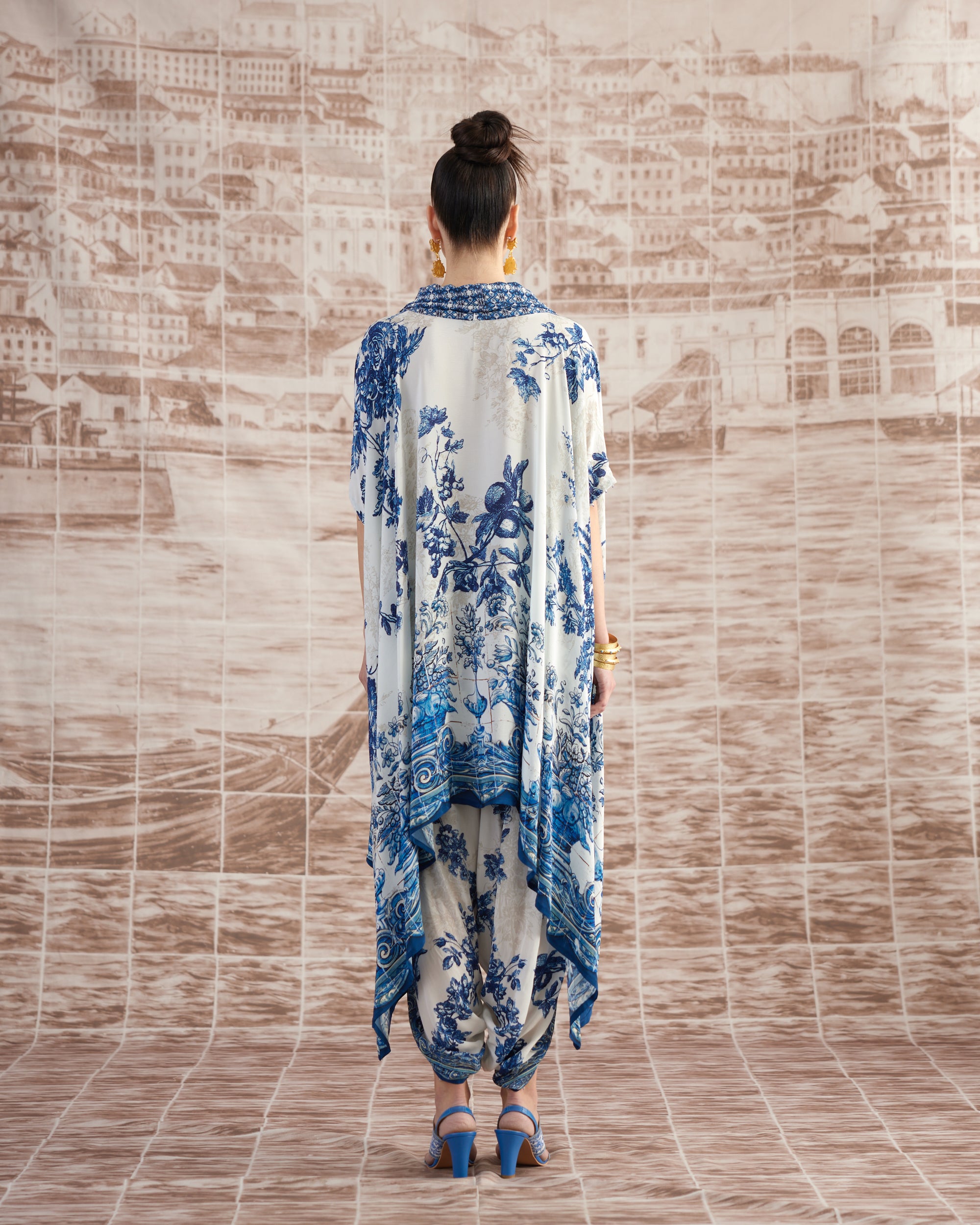 Love in Portofino (Portugal) : Lavanya - Blue/White