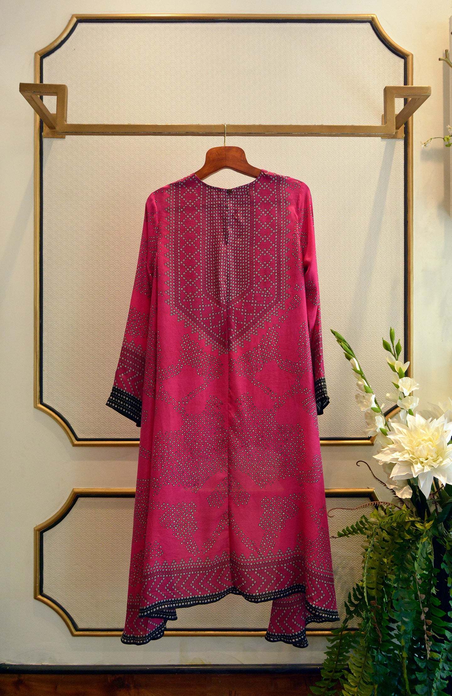 Beendi : Aafreen Fuchsia