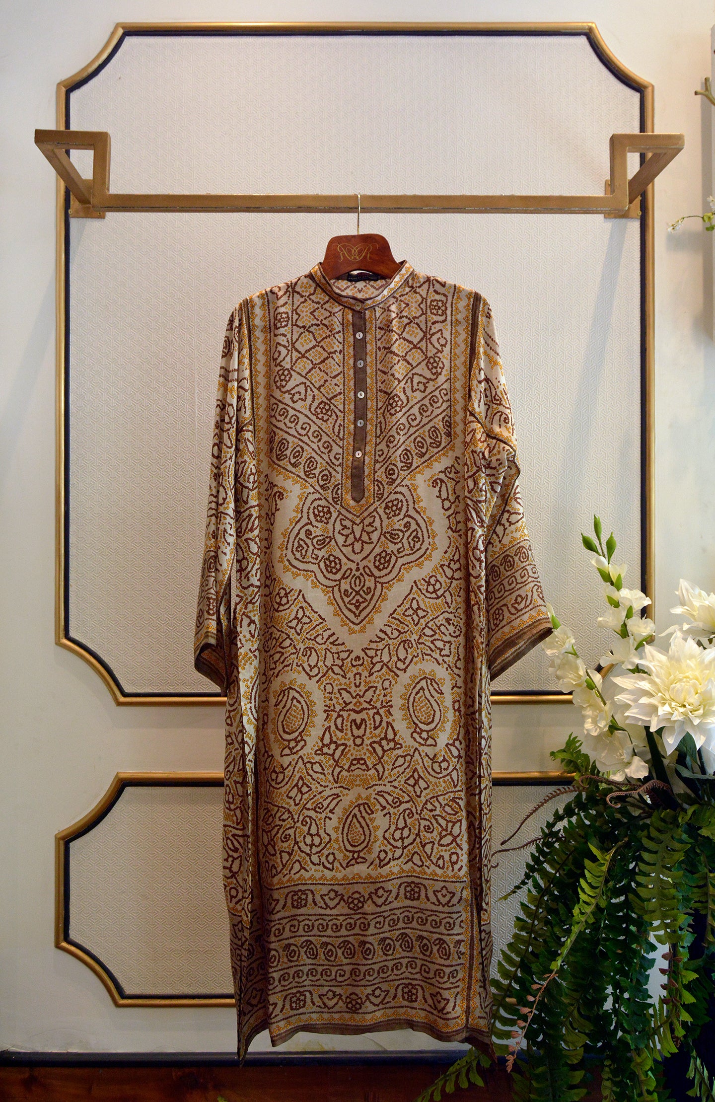 Bandhej : Ghazala Ivory
