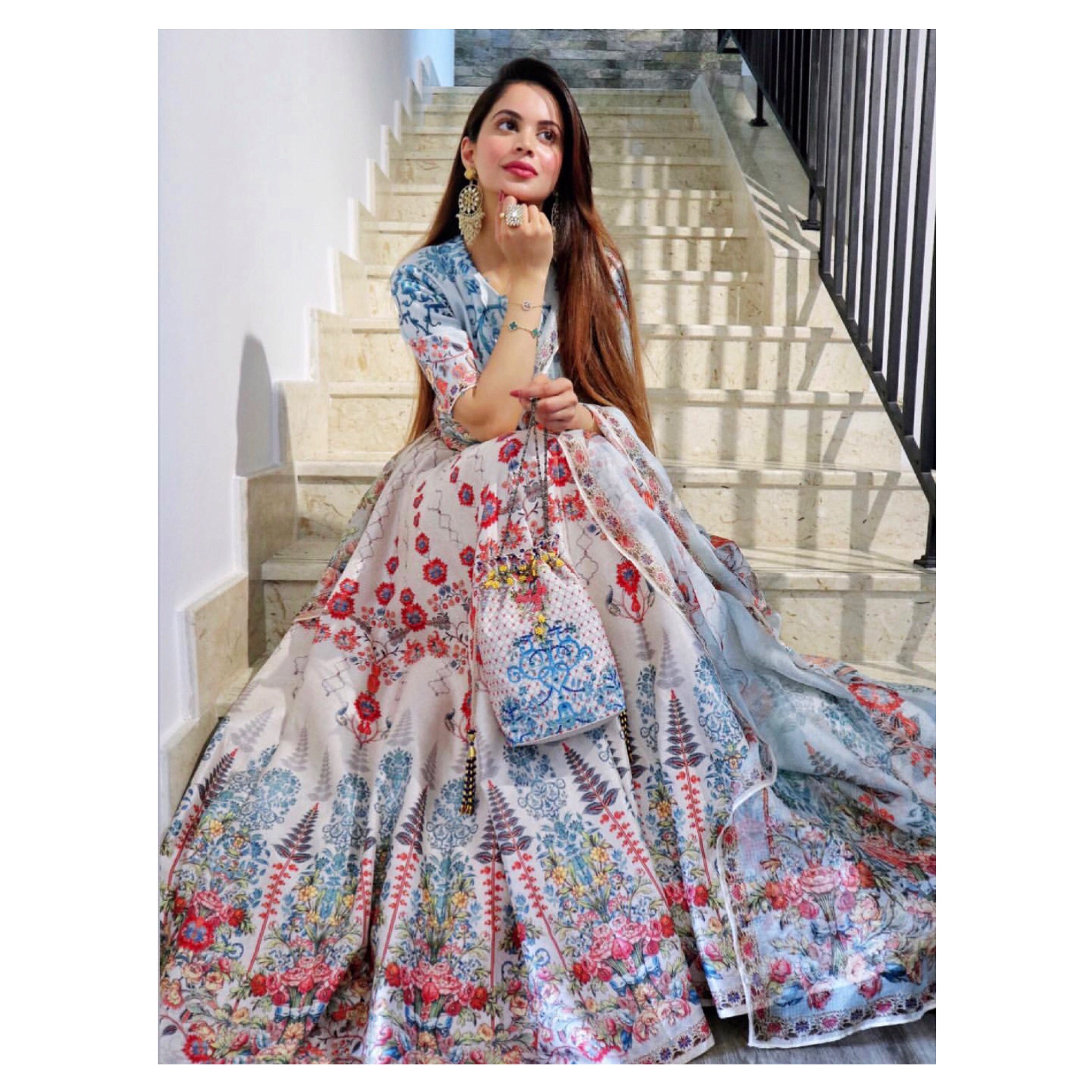 Mariyam Iqbal (Mimz.Blog)