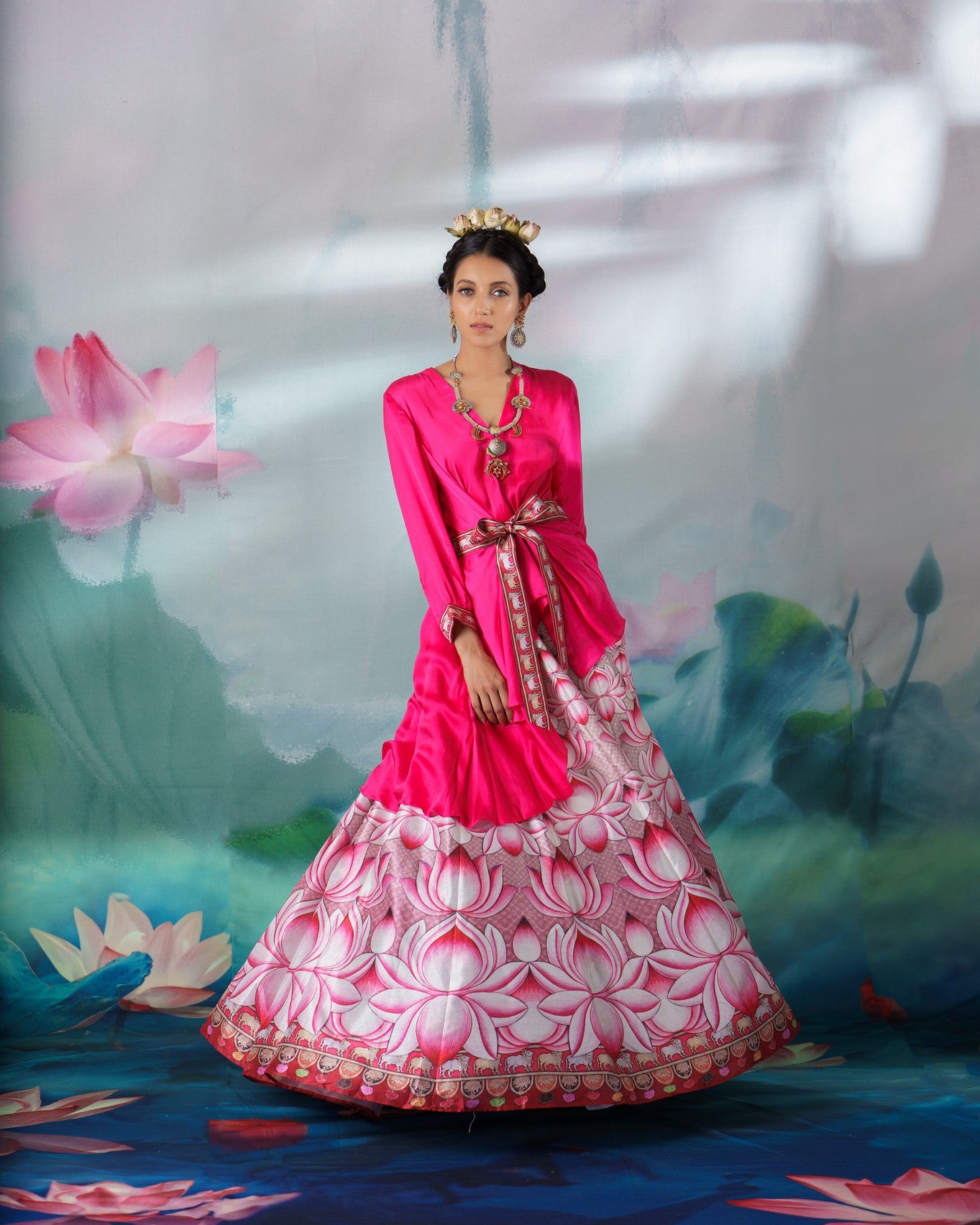 Pichwai : Gomti Leela - Fuchsia/Beige