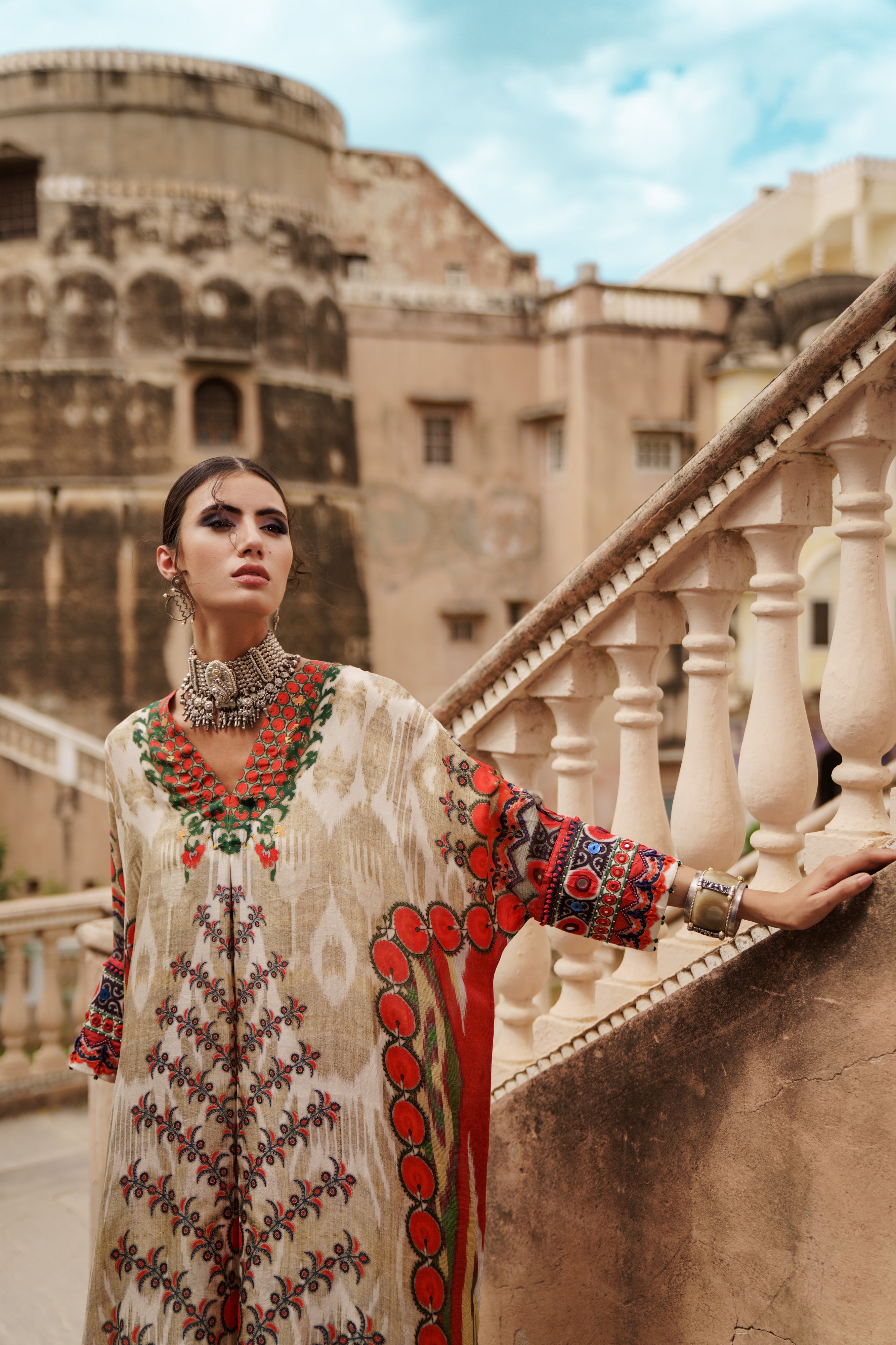 Tashkent : Banera - Beige