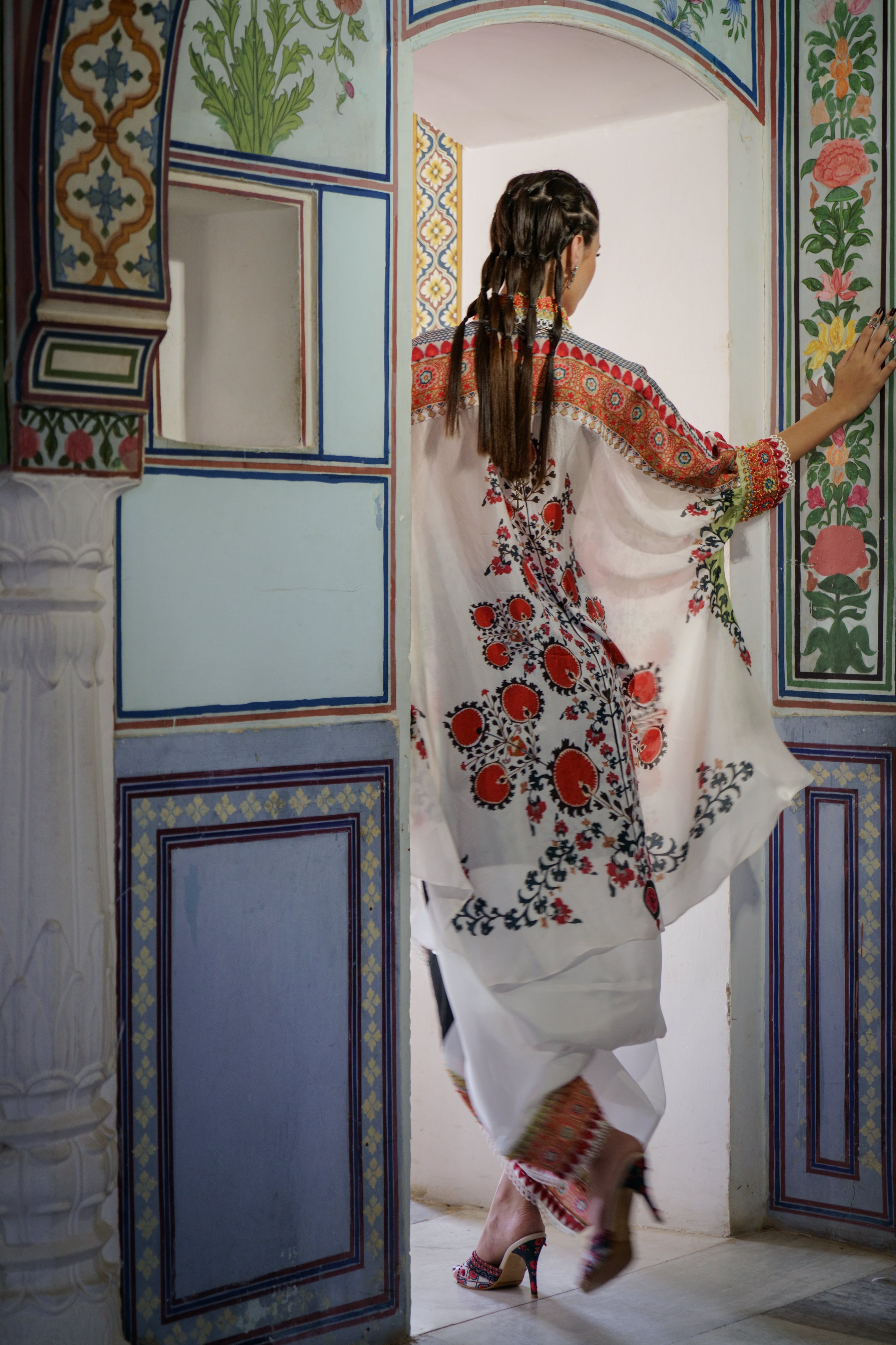 Tashkent : Kamara - Ivory/Pista