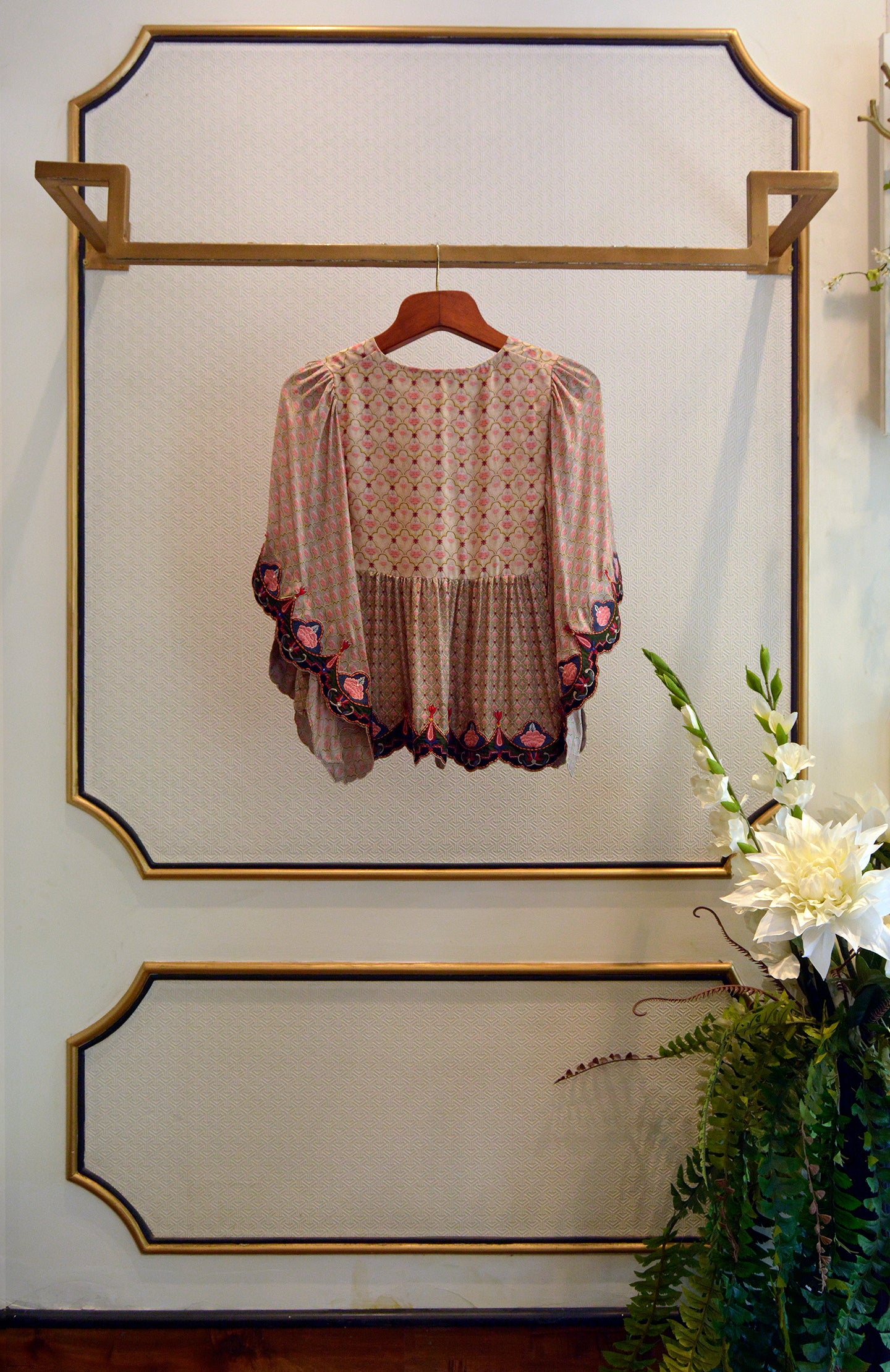 Jodha : Timila Permaz Ivory/Taupe