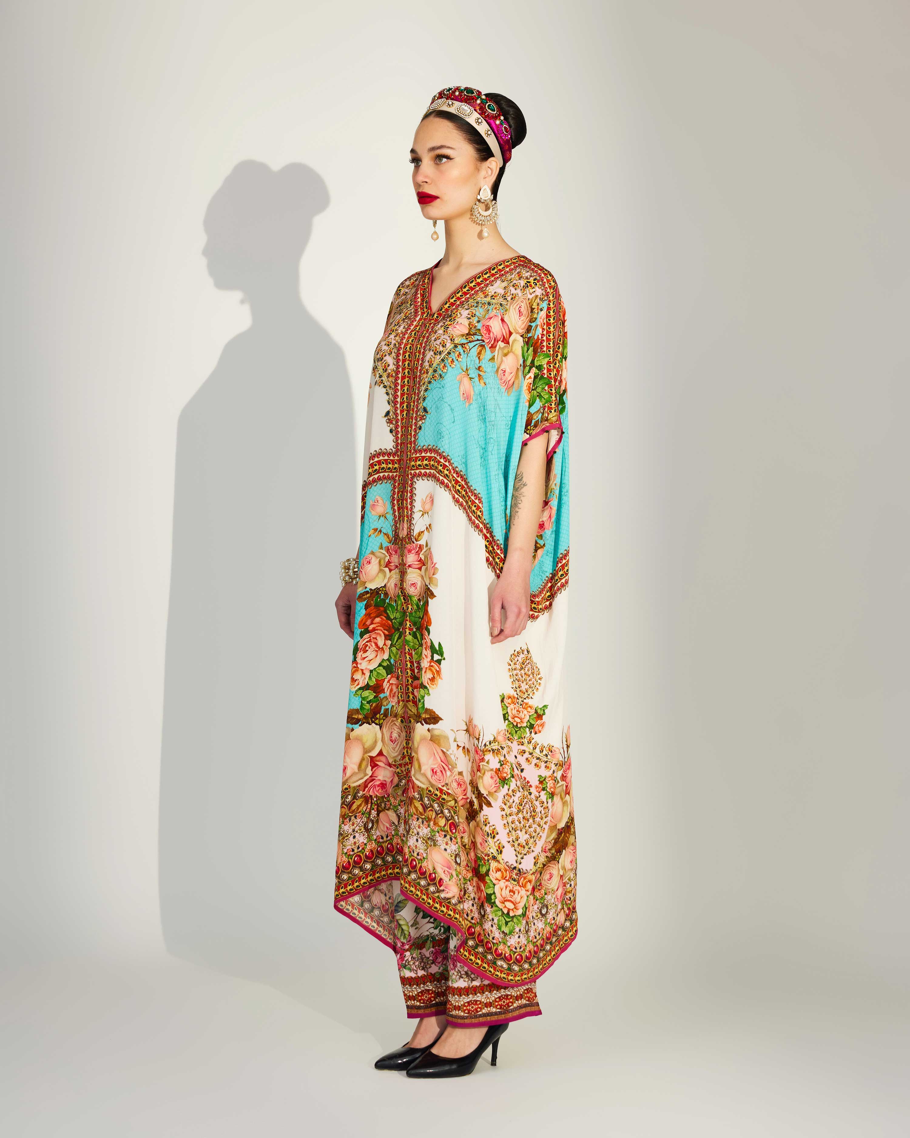Pakeezah : Majida - Turquoise/White