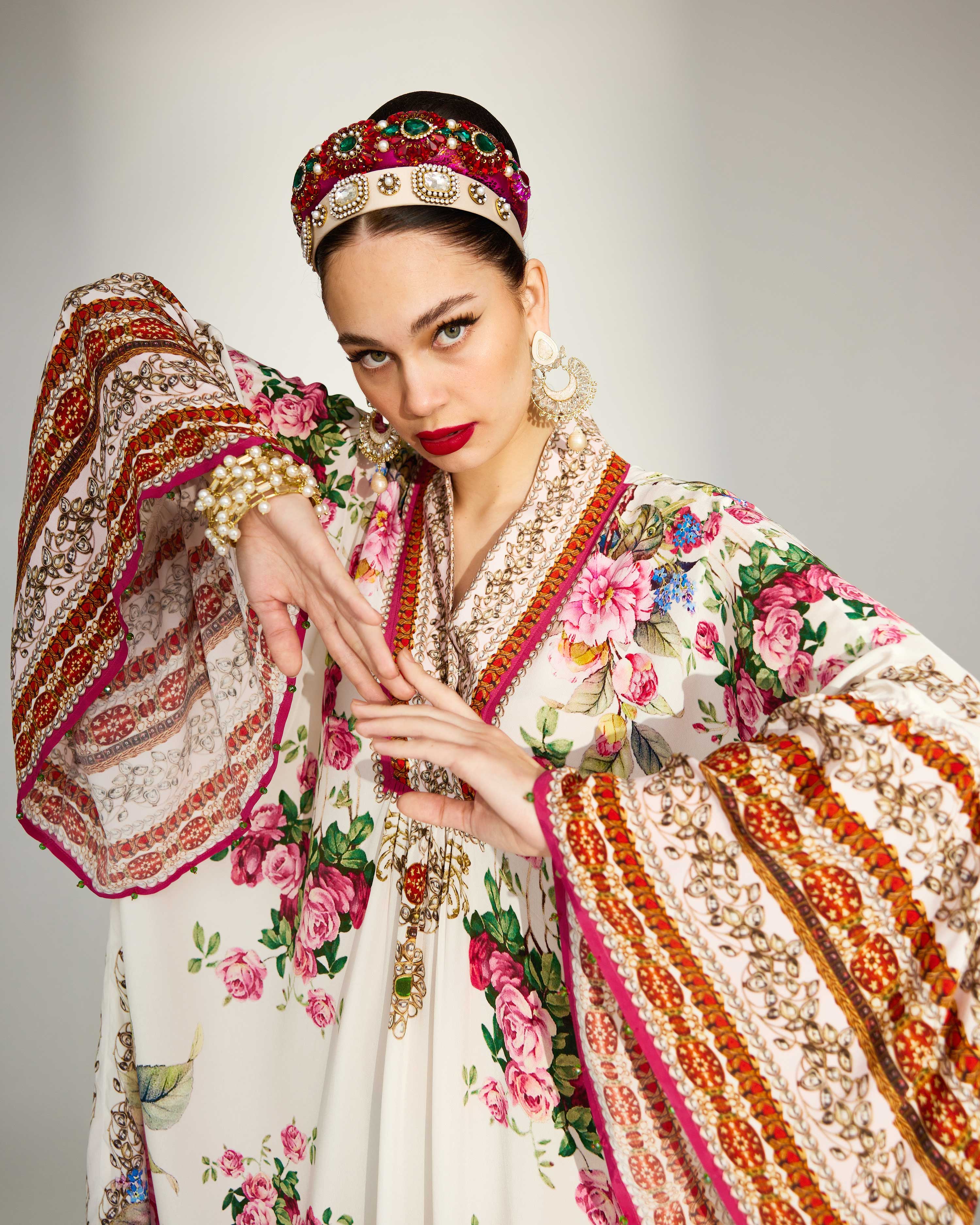 Pakeezah : Imaki - White