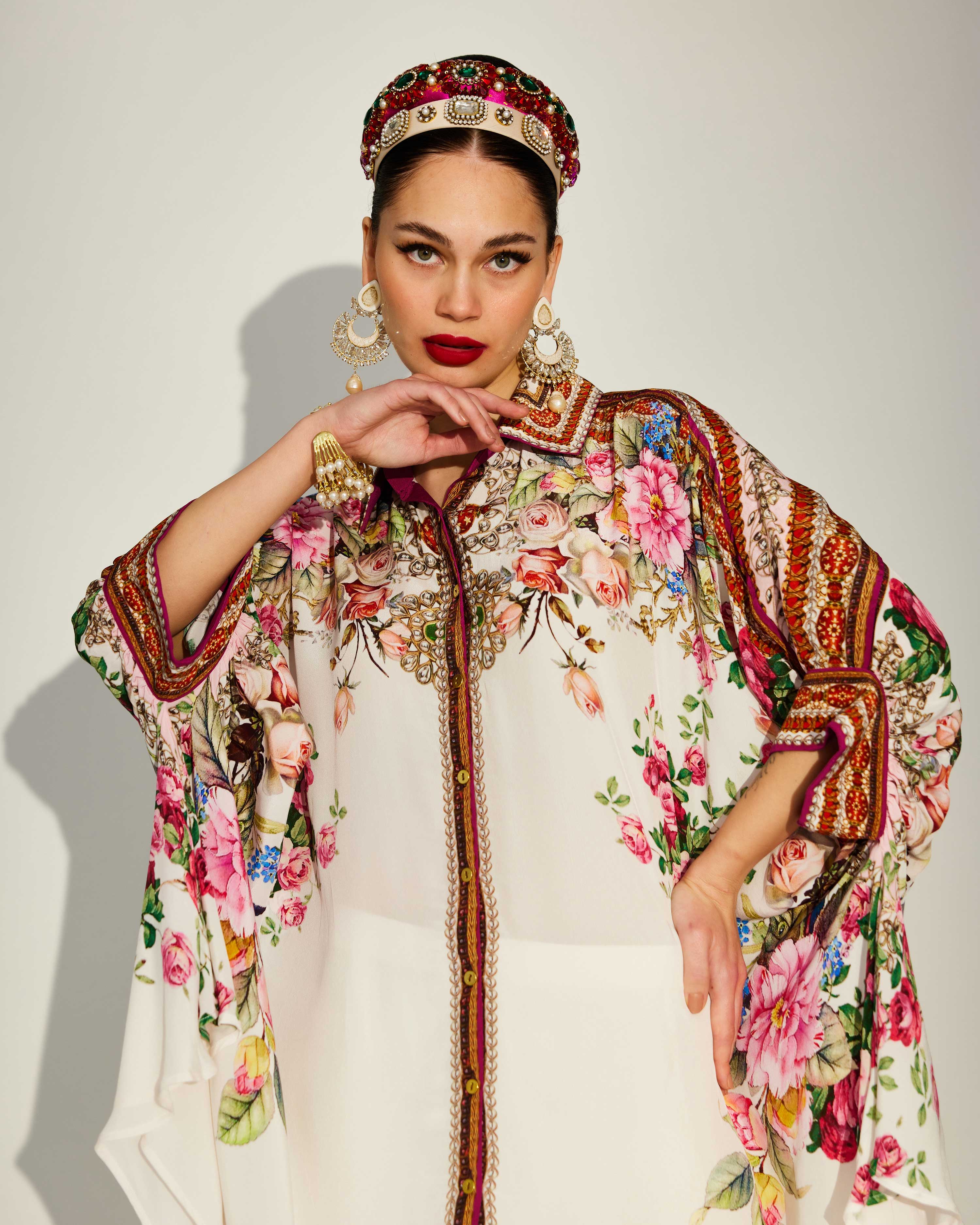 Pakeezah : Kamara - White