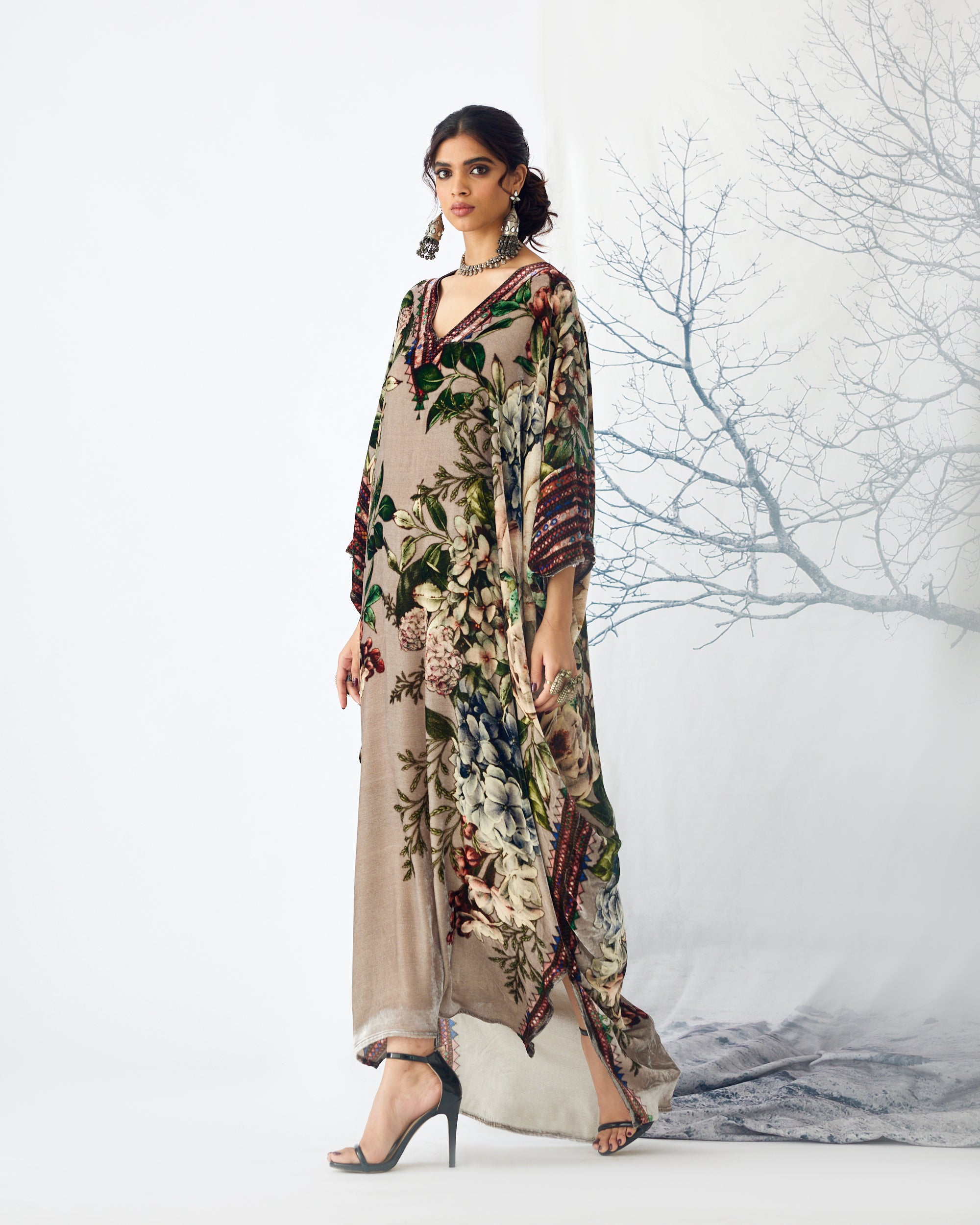 Notting Hill : Kainat - Taupe