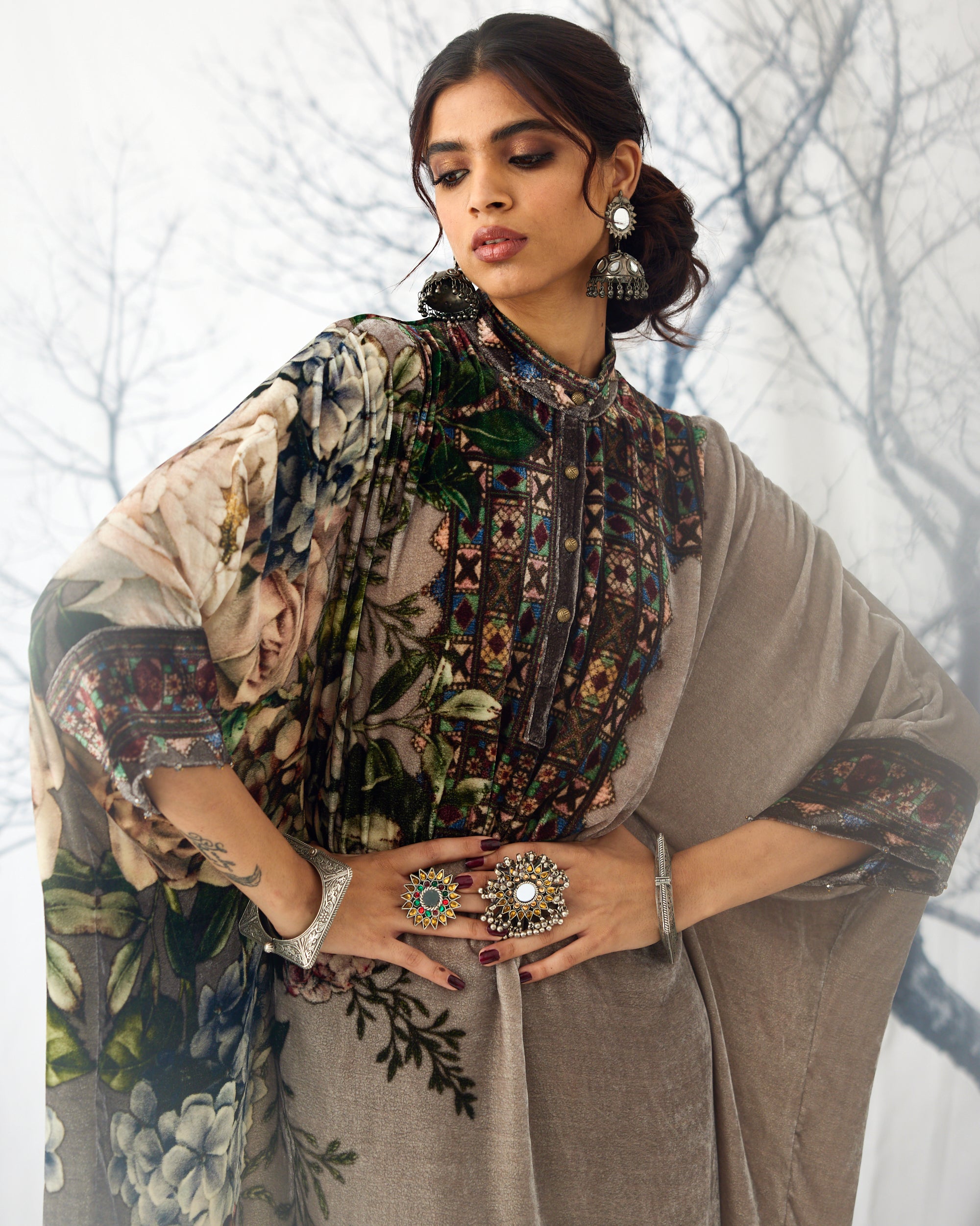 Notting Hill : Chanel 36"- Taupe