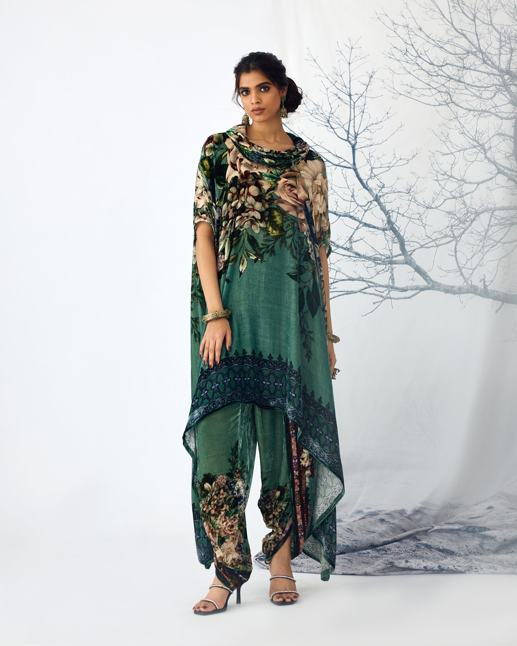 A Notting Hill Winter : Lavanya - Sage