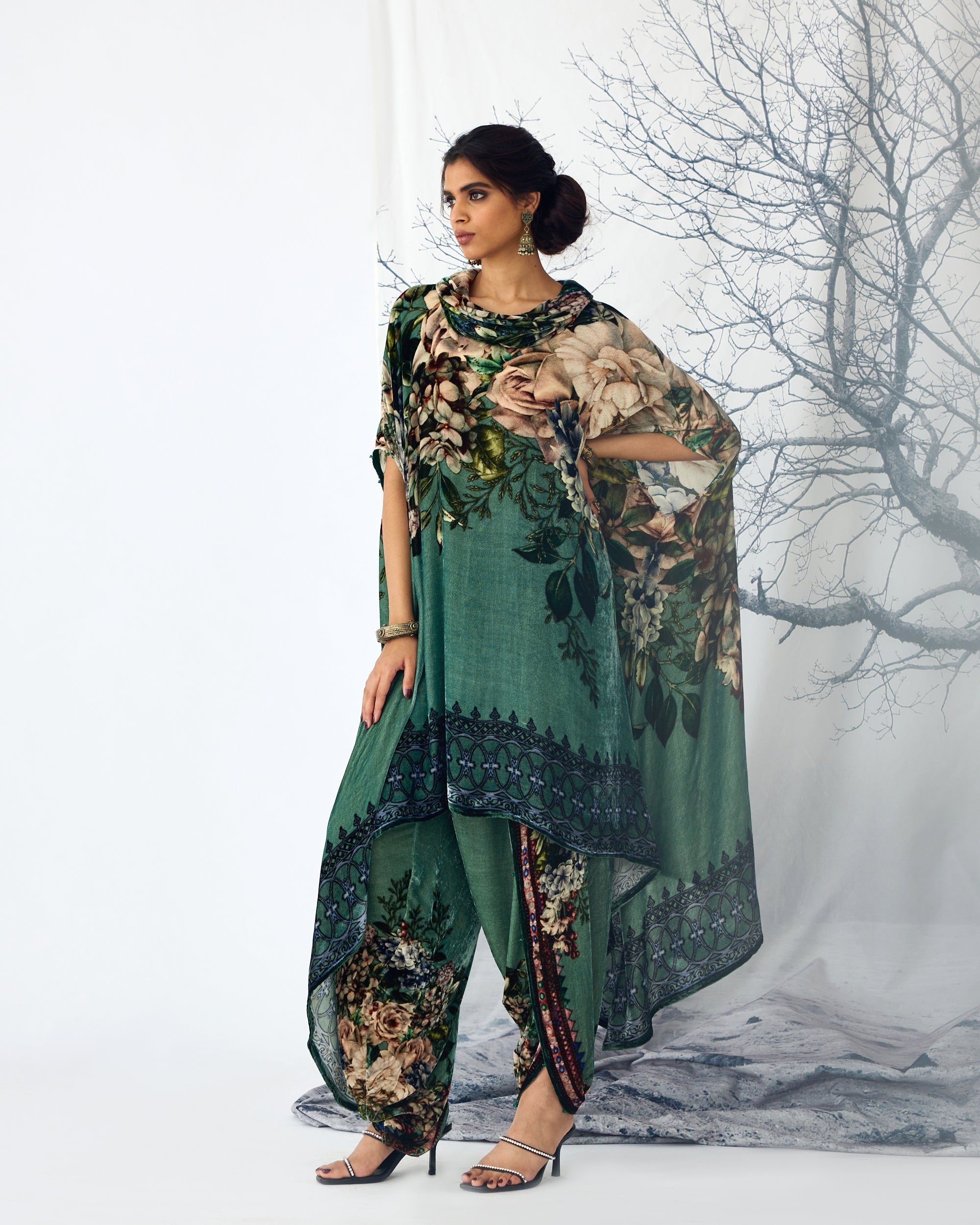 A Notting Hill Winter : Lavanya - Sage