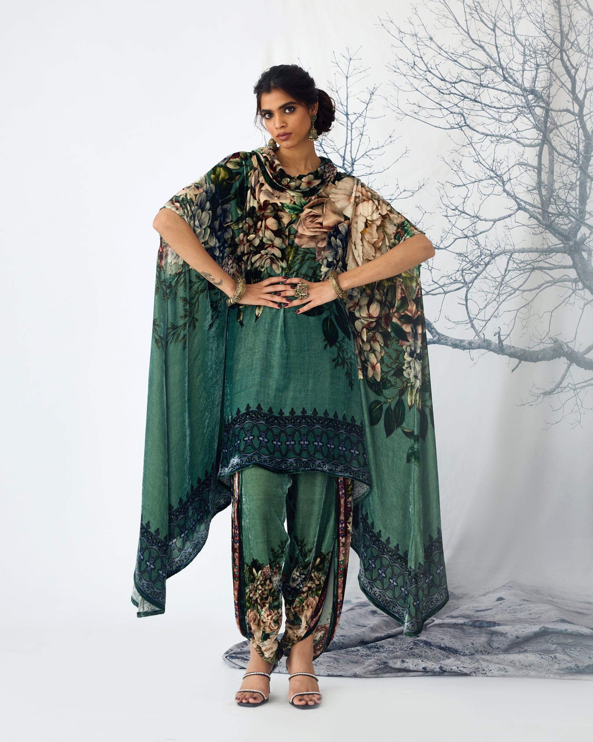 A Notting Hill Winter : Lavanya - Sage