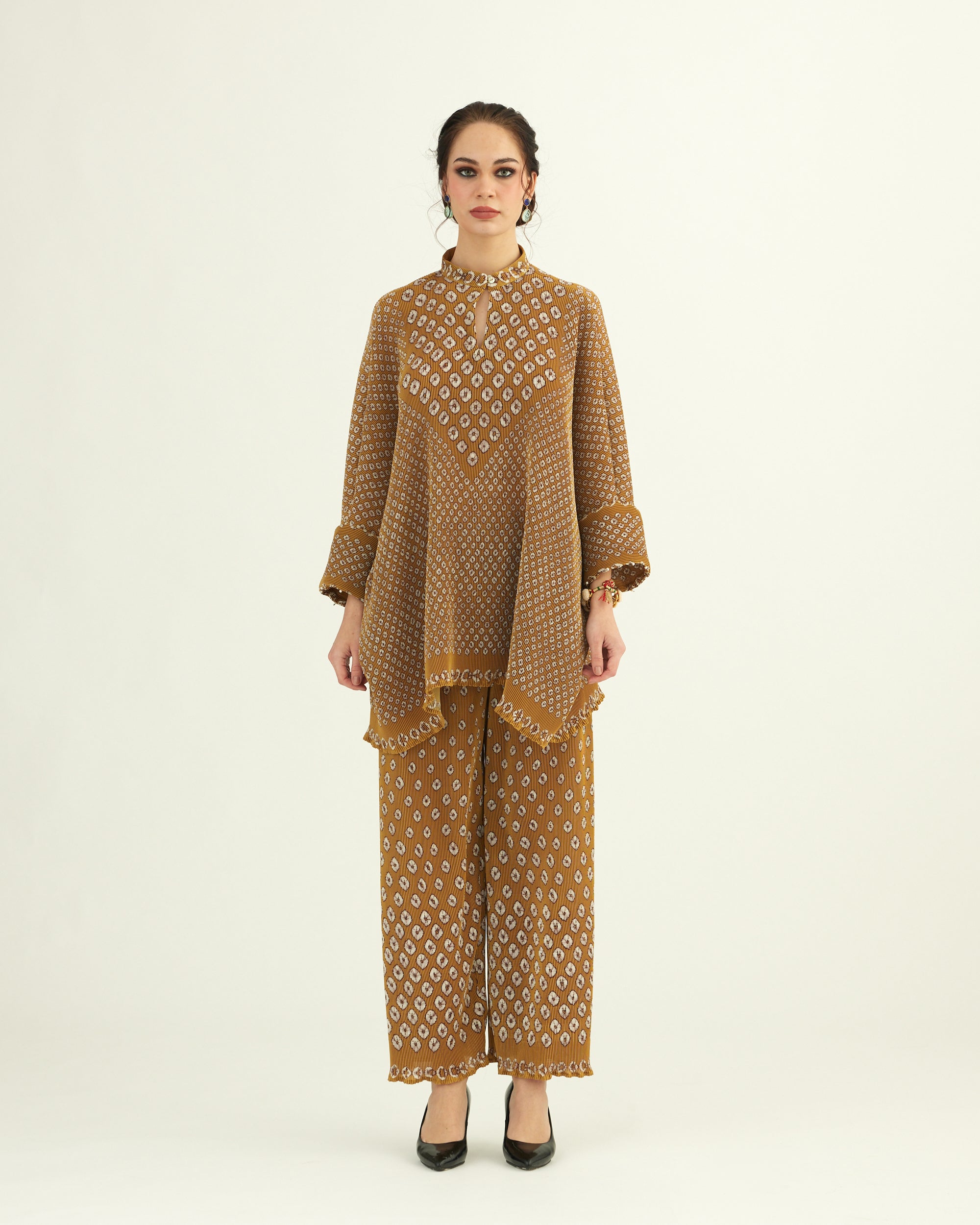 Dibbia Plisse : Chanel Mustard (2pc Set)