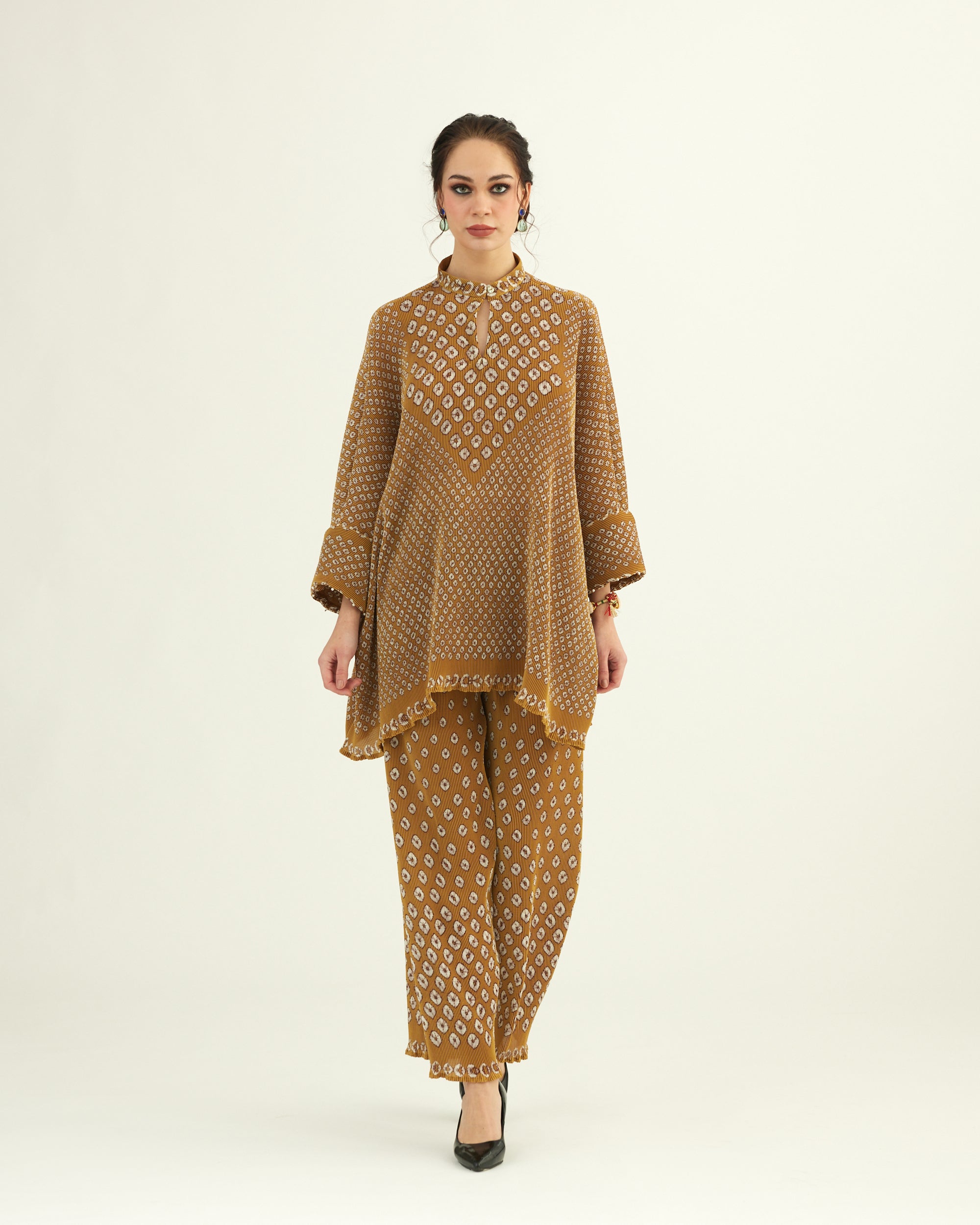 Dibbia Plisse : Chanel Mustard (2pc Set)
