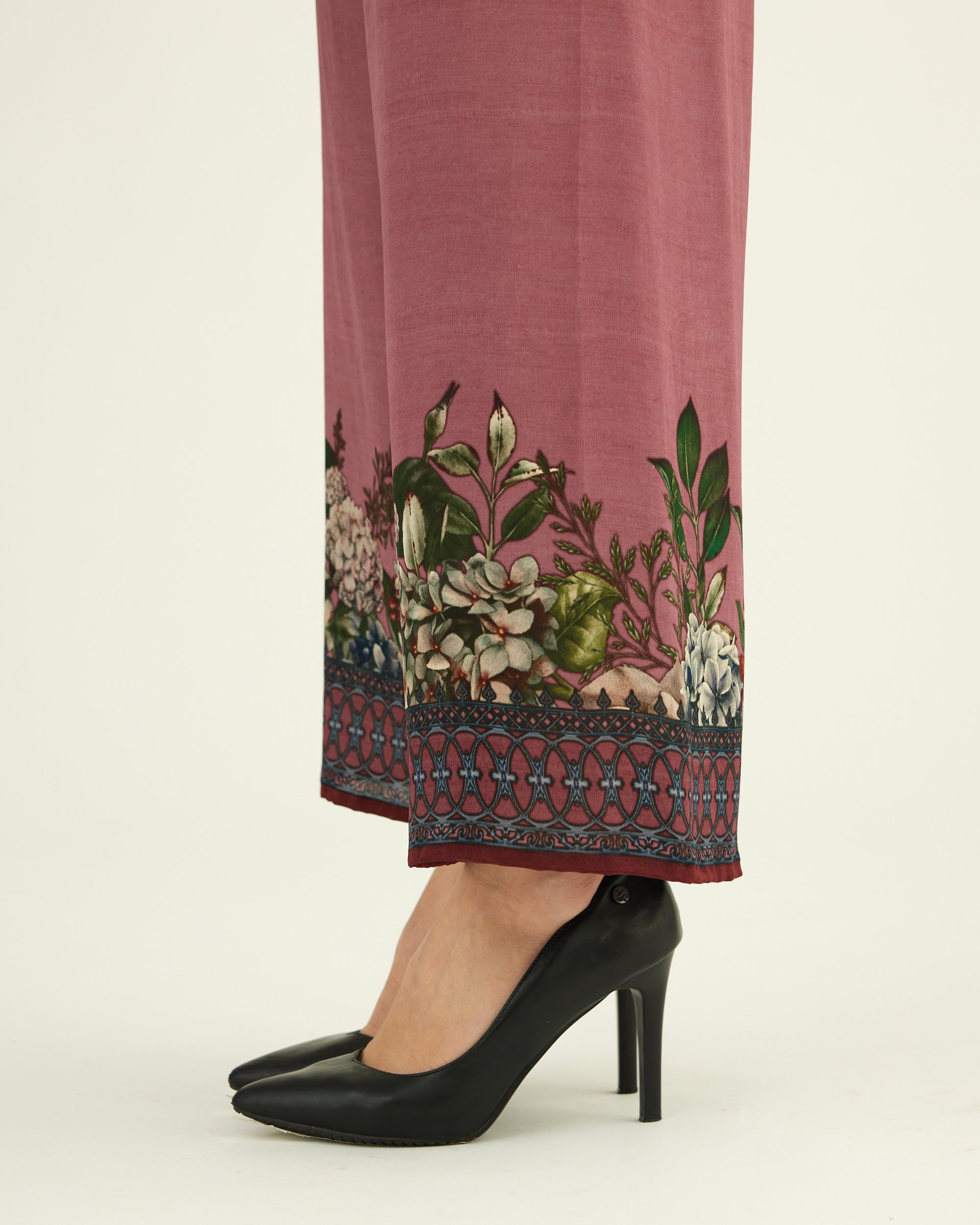A Notting Hill Summer : Chanel - Dusty Rose