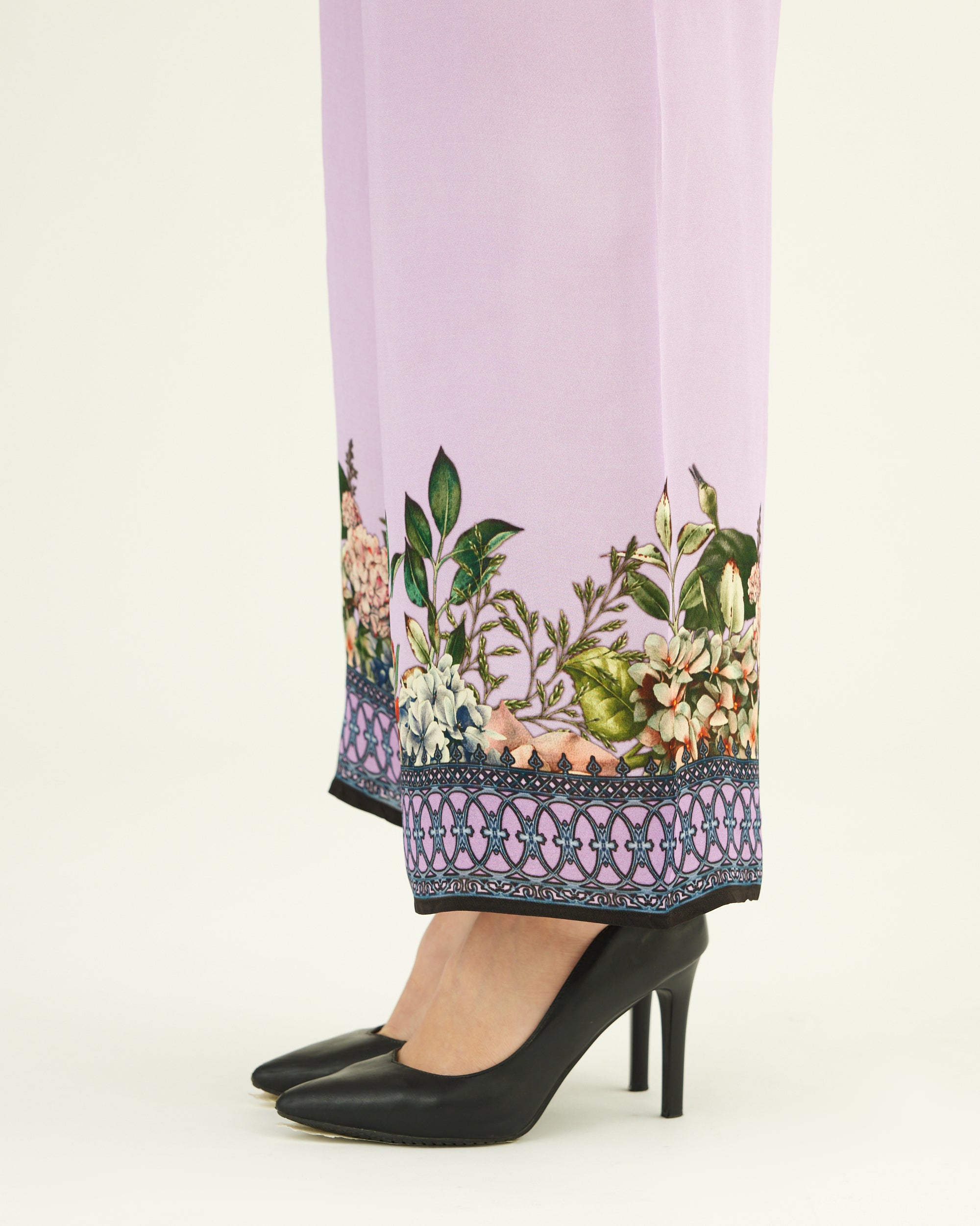 A Notting Hill Summer : Chanel - Lavender
