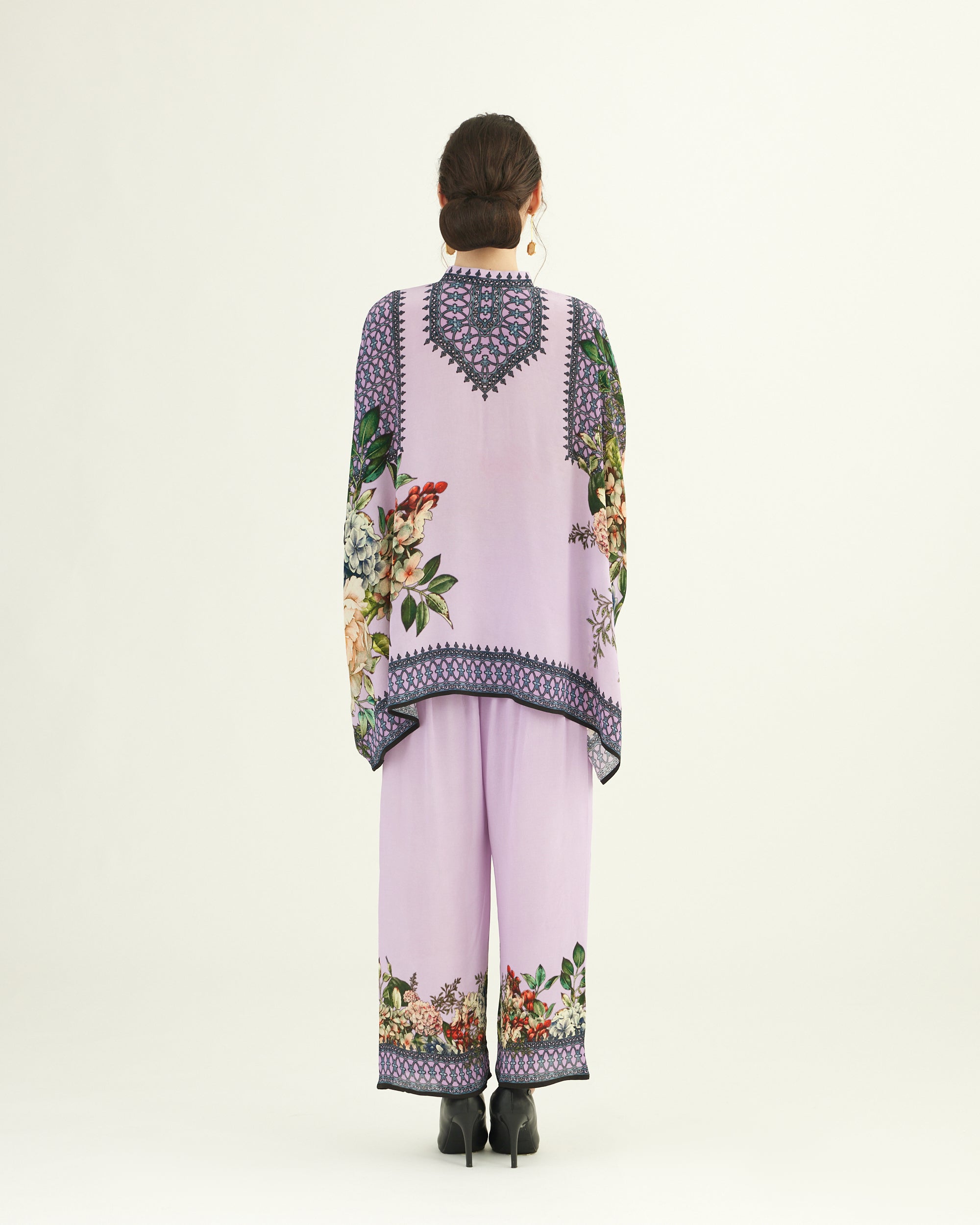 A Notting Hill Summer : Chanel - Lavender